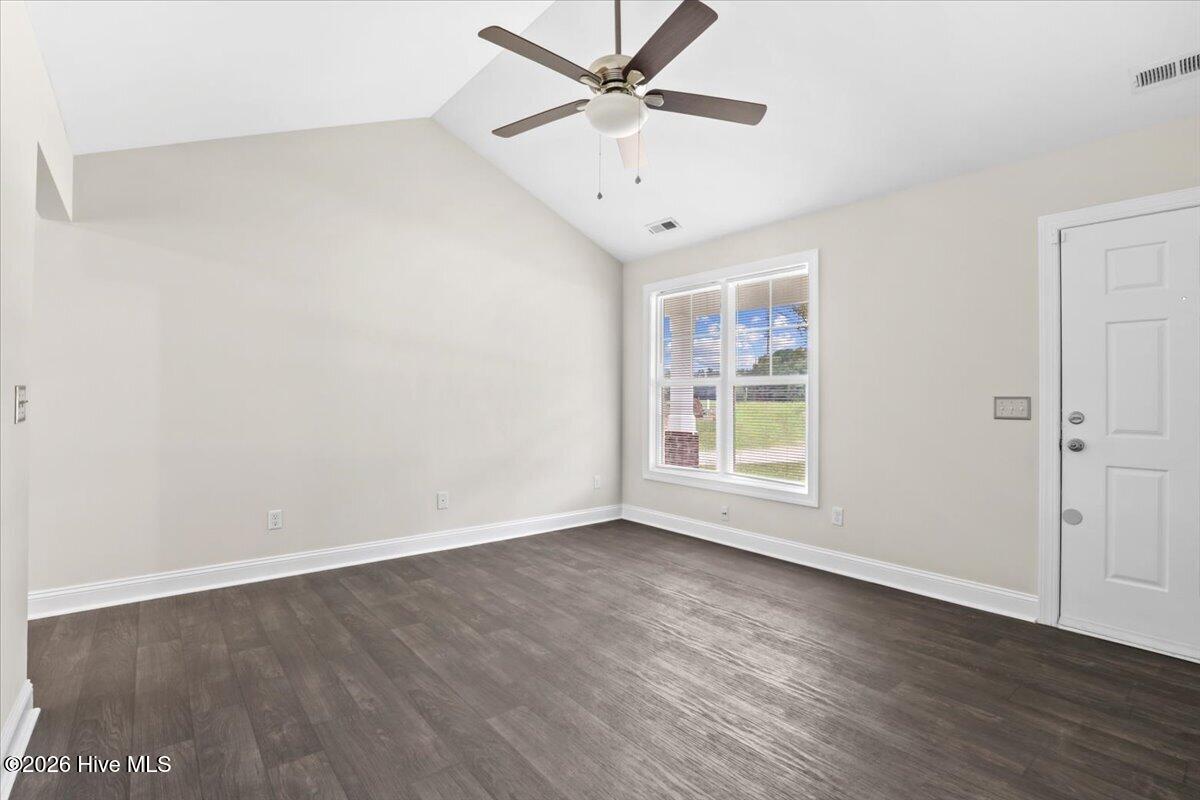 2717 Winding Ridge Drive W Property Photo 4