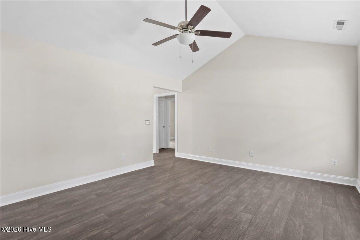 2717 Winding Ridge Drive W Property Photo 5