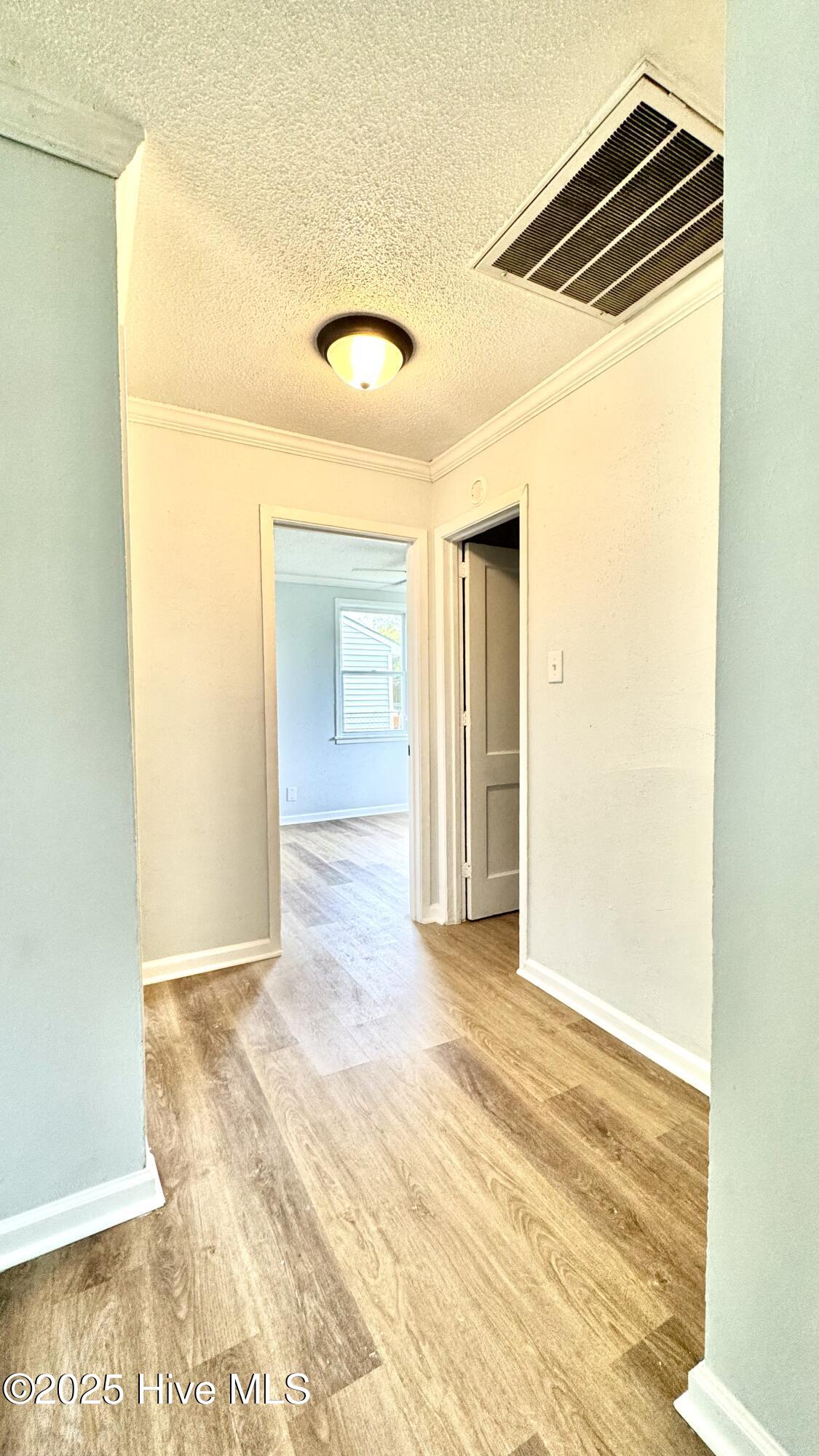 1222 Davis Street Property Photo 7