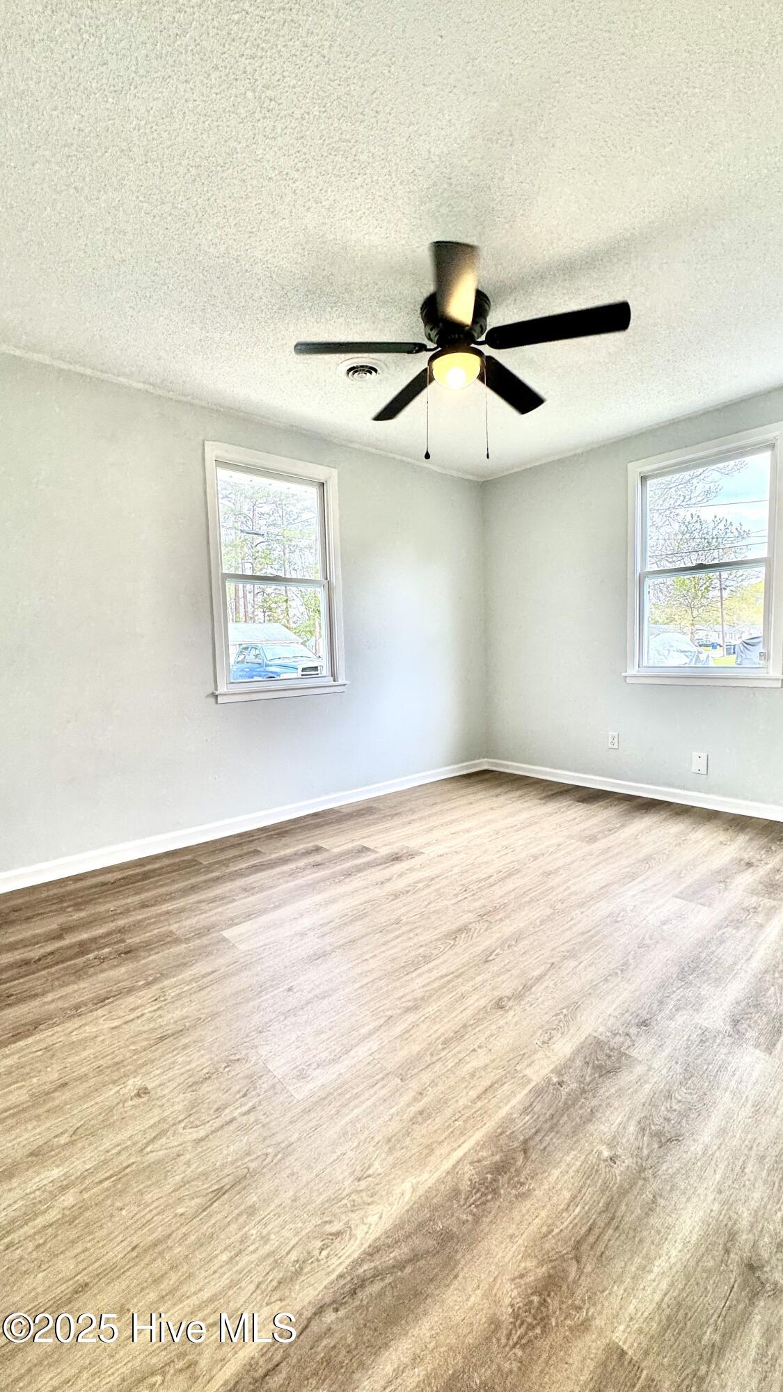 1222 Davis Street Property Photo 11
