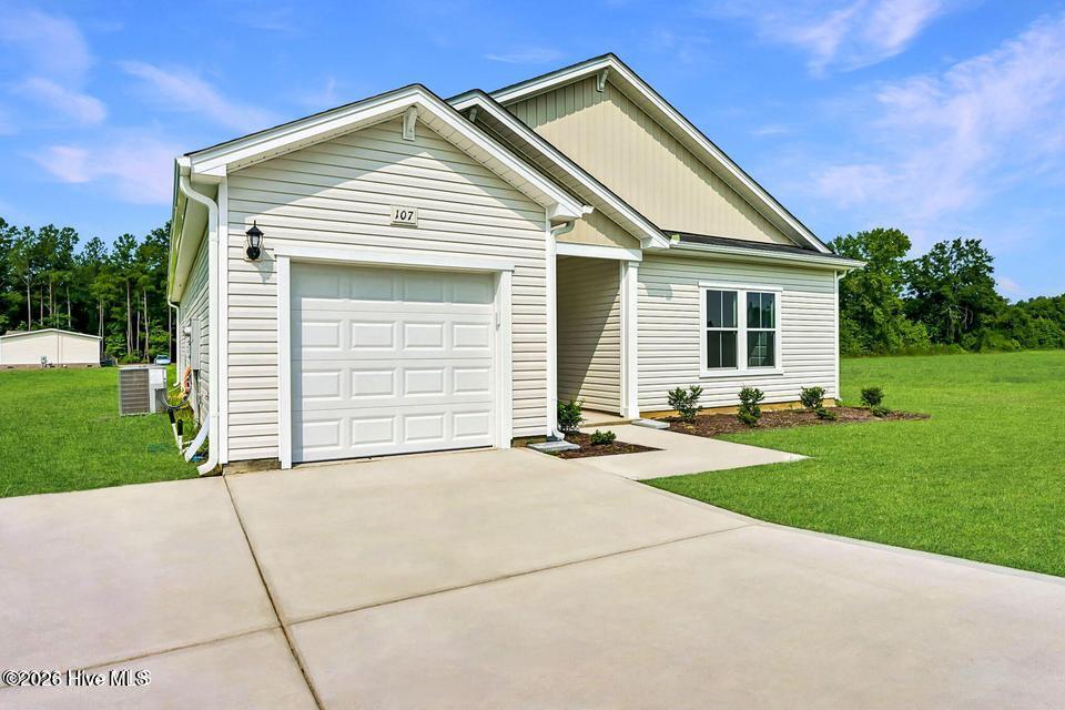 107 Franklin Landing Drive Property Photo 2
