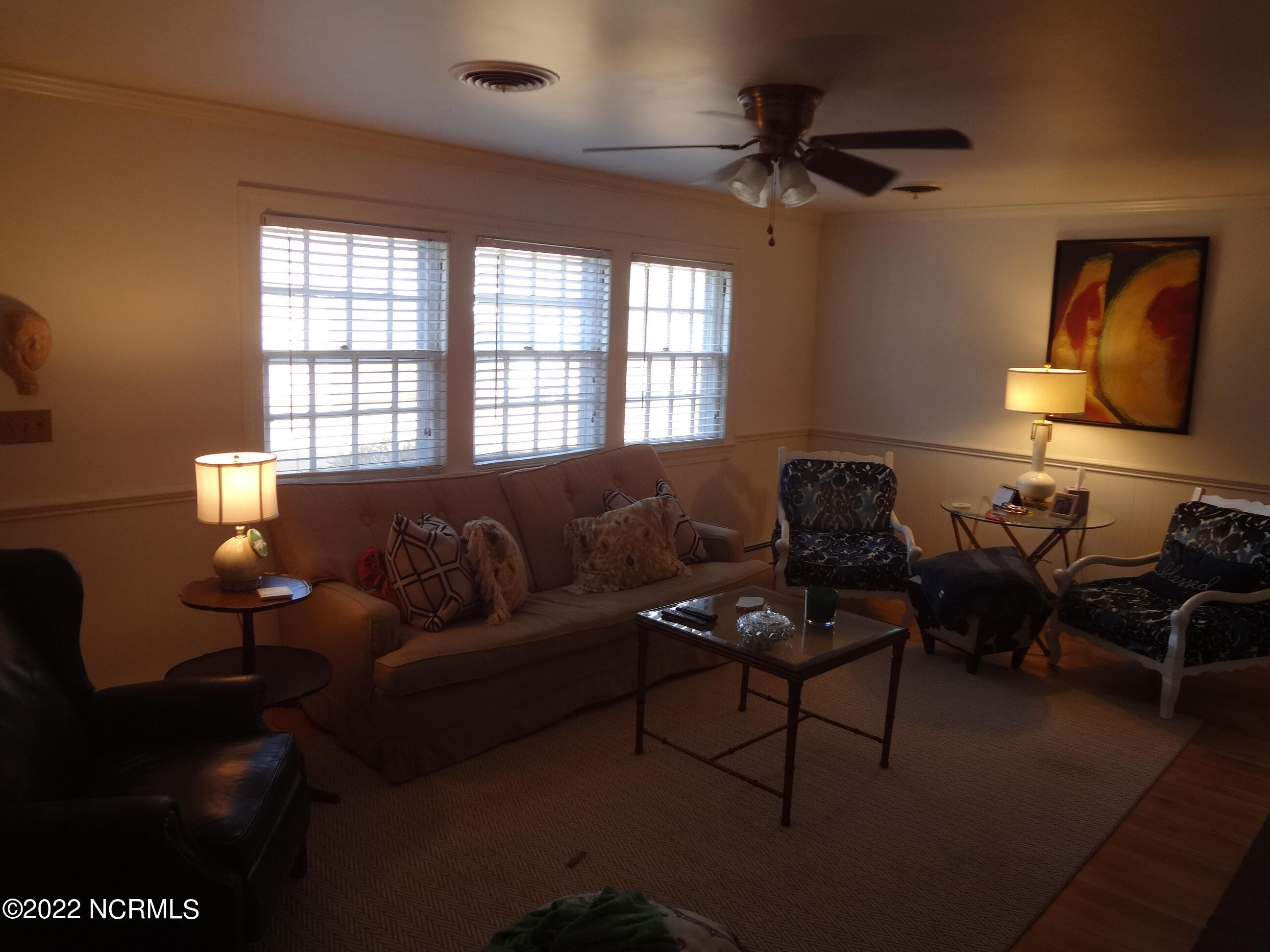 3004 S Elm Street Property Photo 12