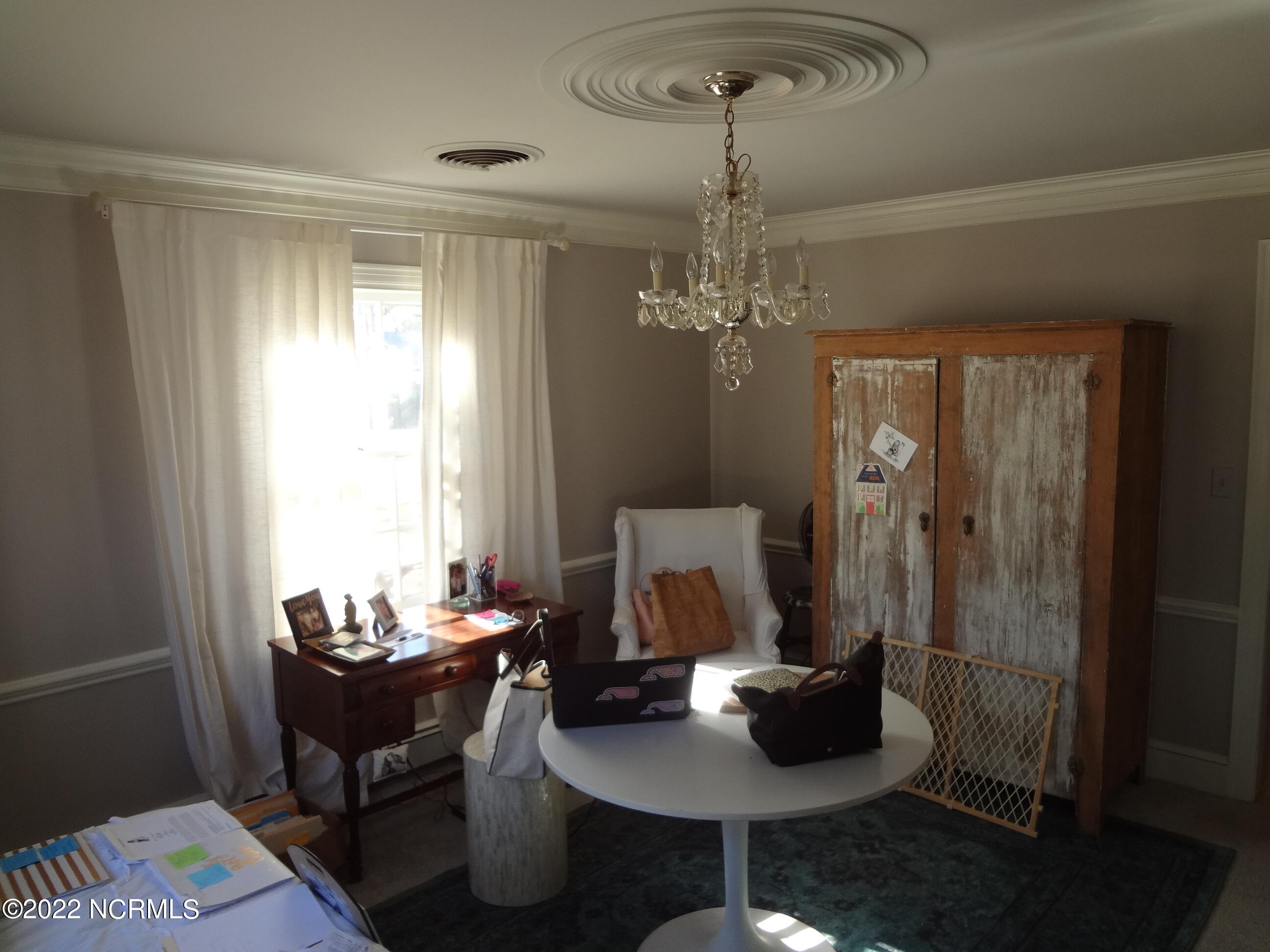 3004 S Elm Street Property Photo 15