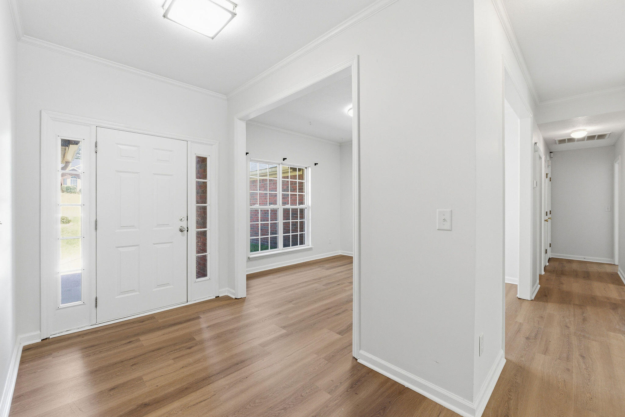 930 Cannock Street Property Photo 2