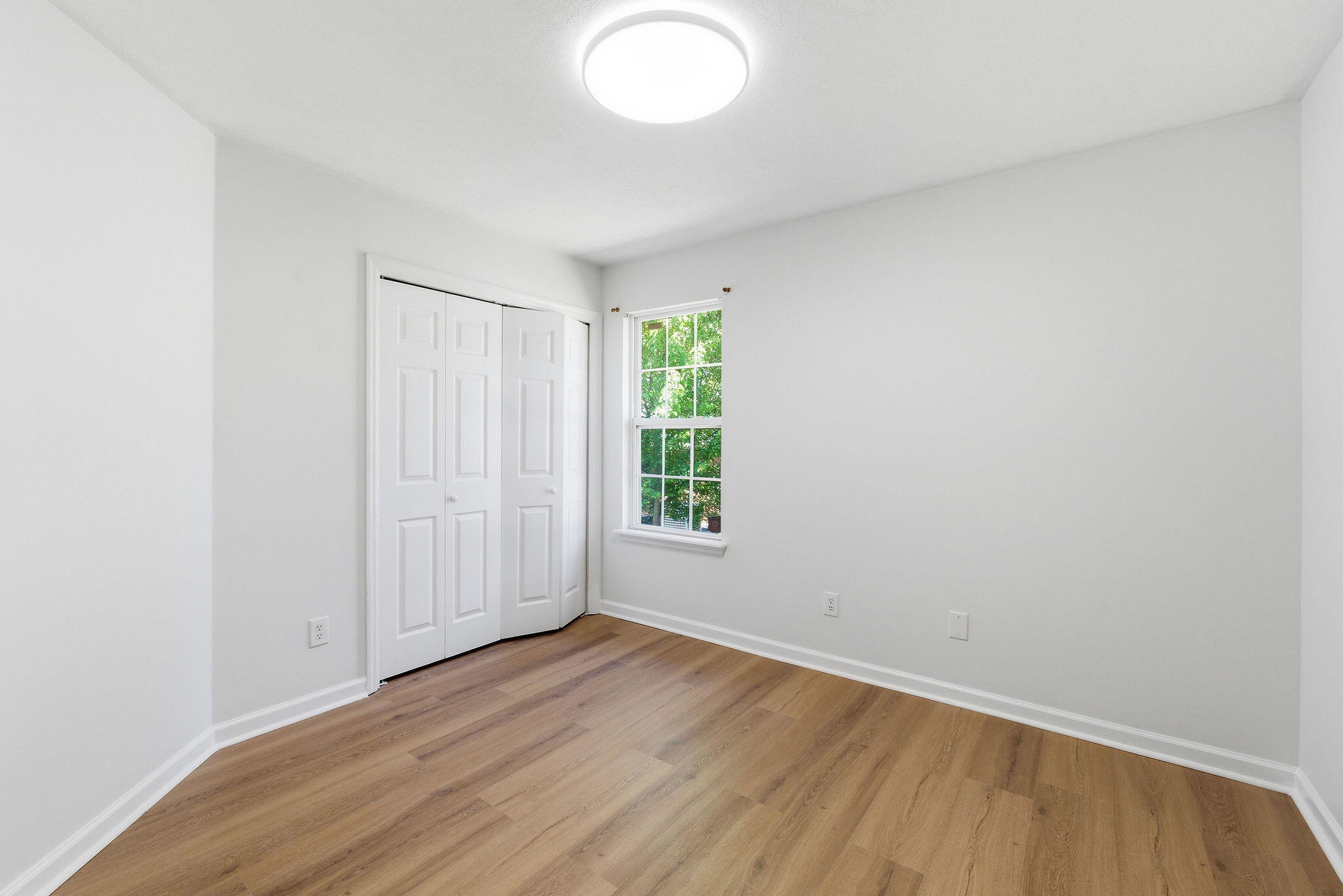 930 Cannock Street Property Photo 14