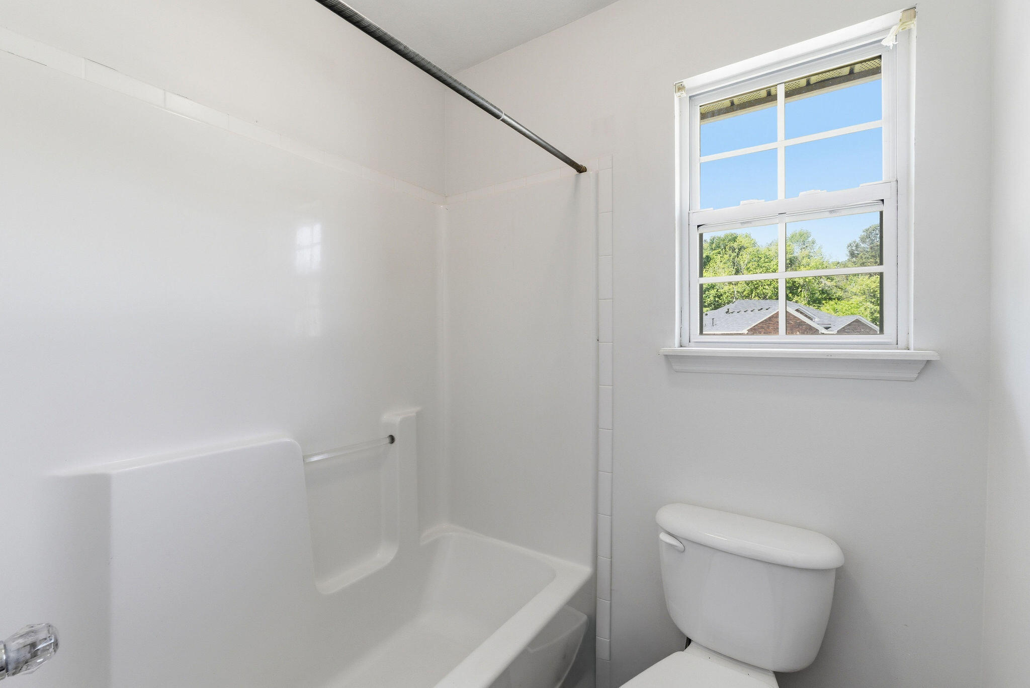 930 Cannock Street Property Photo 16