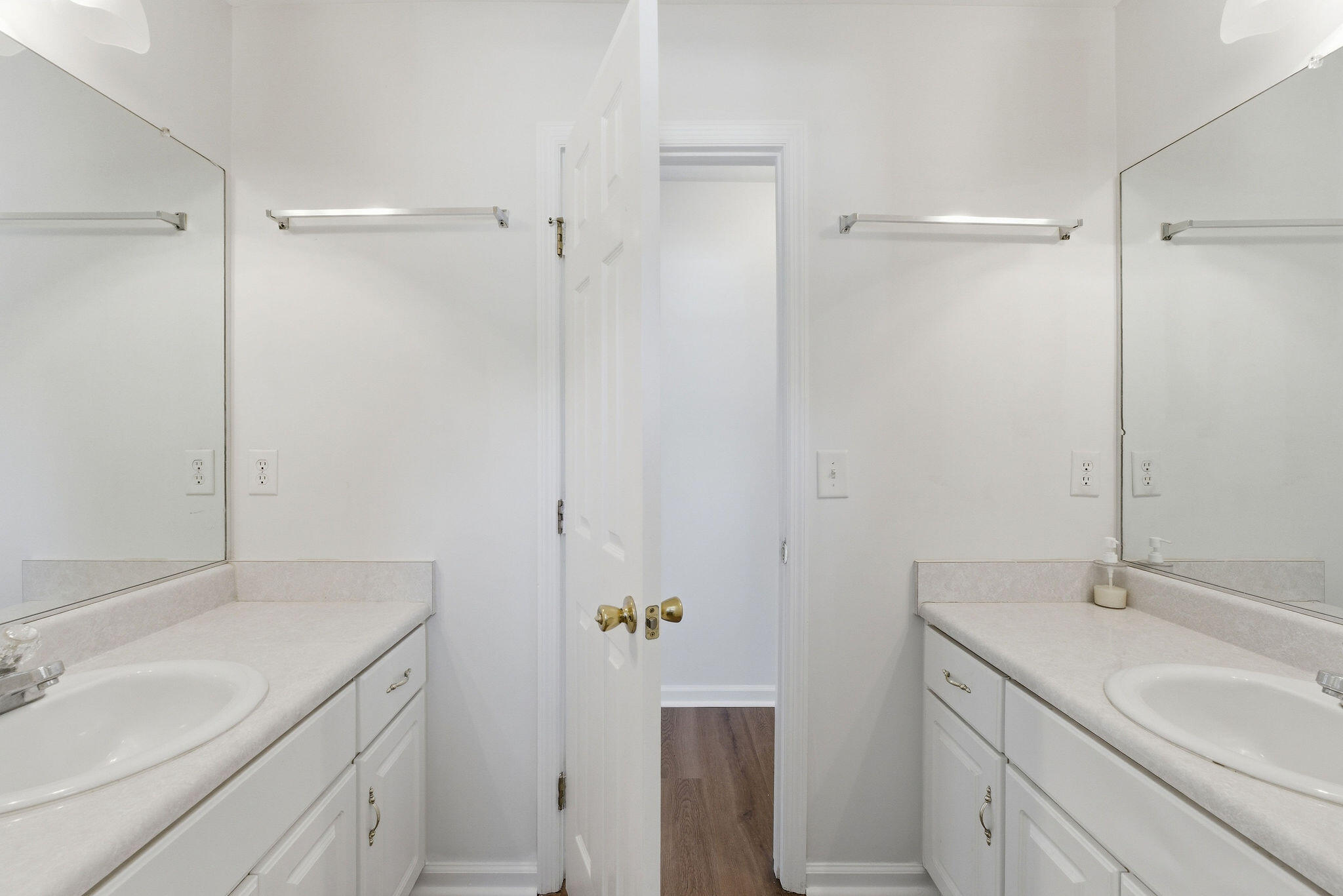 930 Cannock Street Property Photo 18