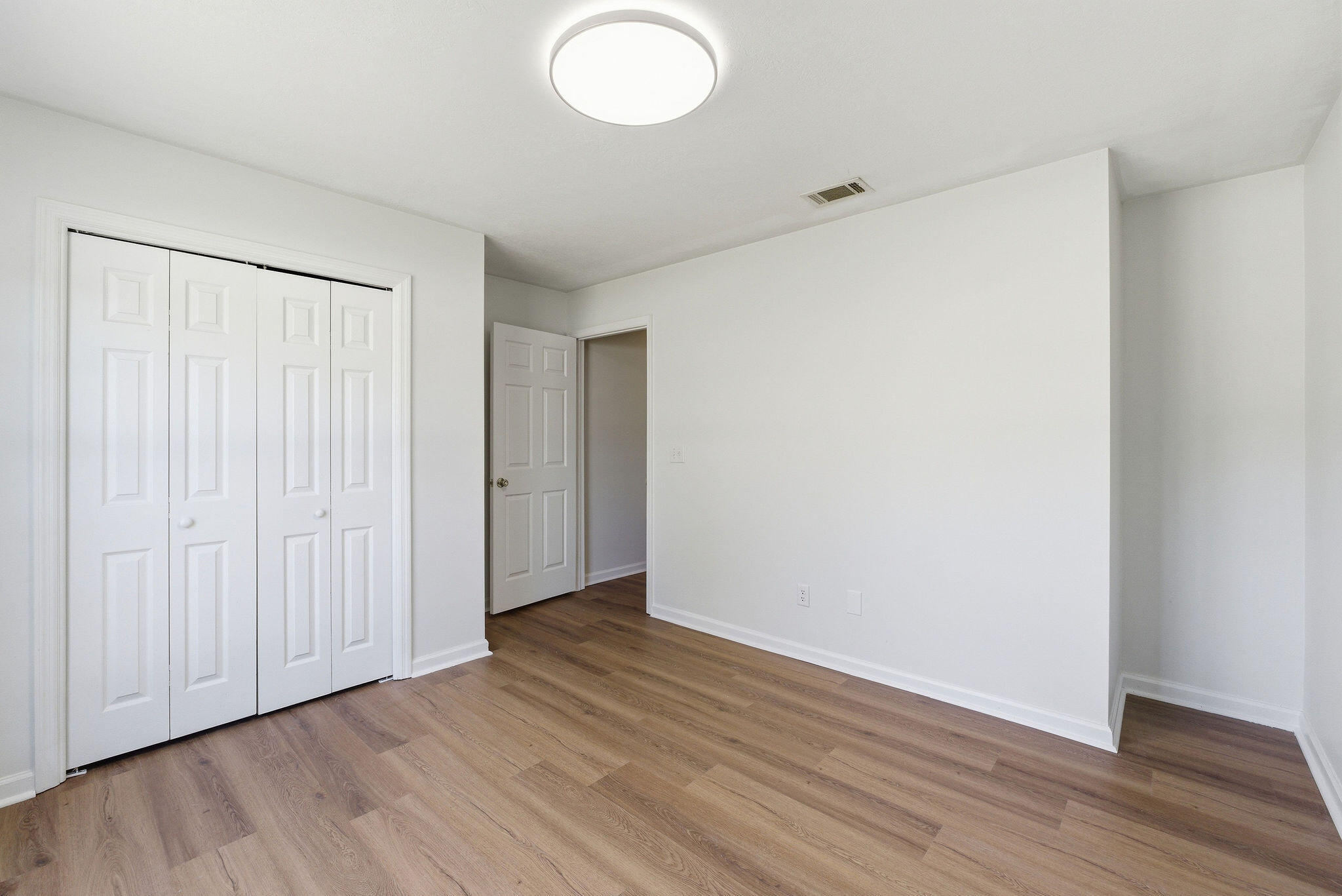 930 Cannock Street Property Photo 20