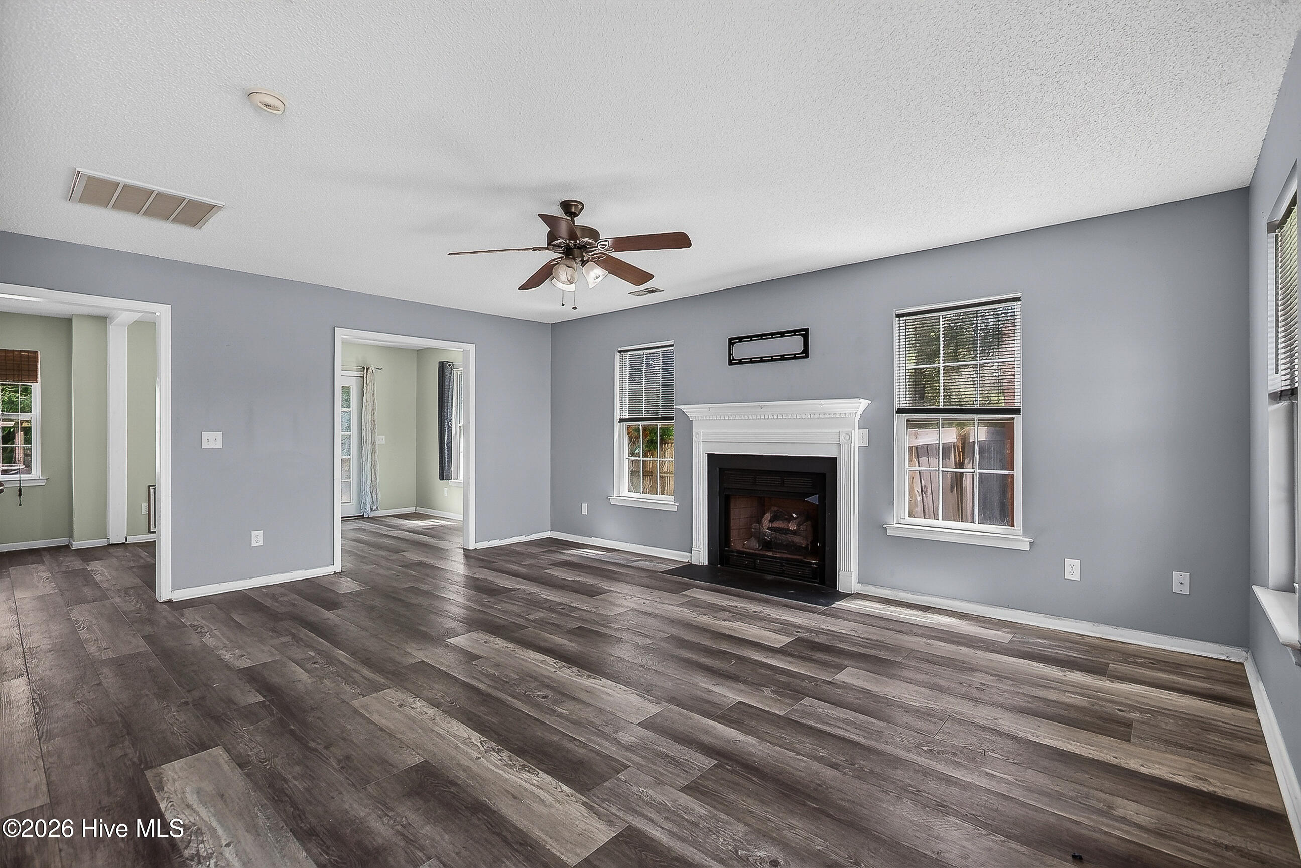 202 Halibut Court Property Photo 4