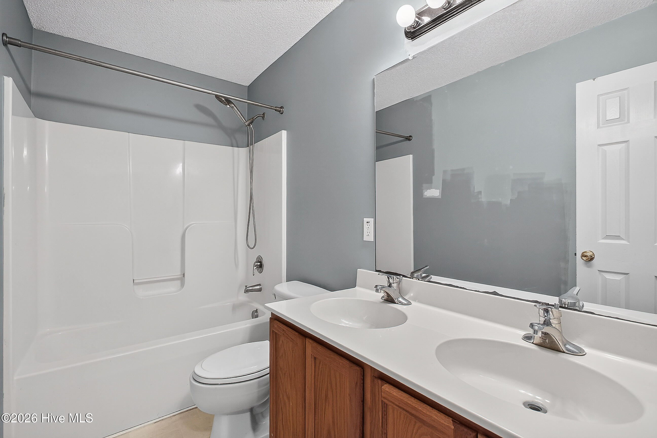 202 Halibut Court Property Photo 23