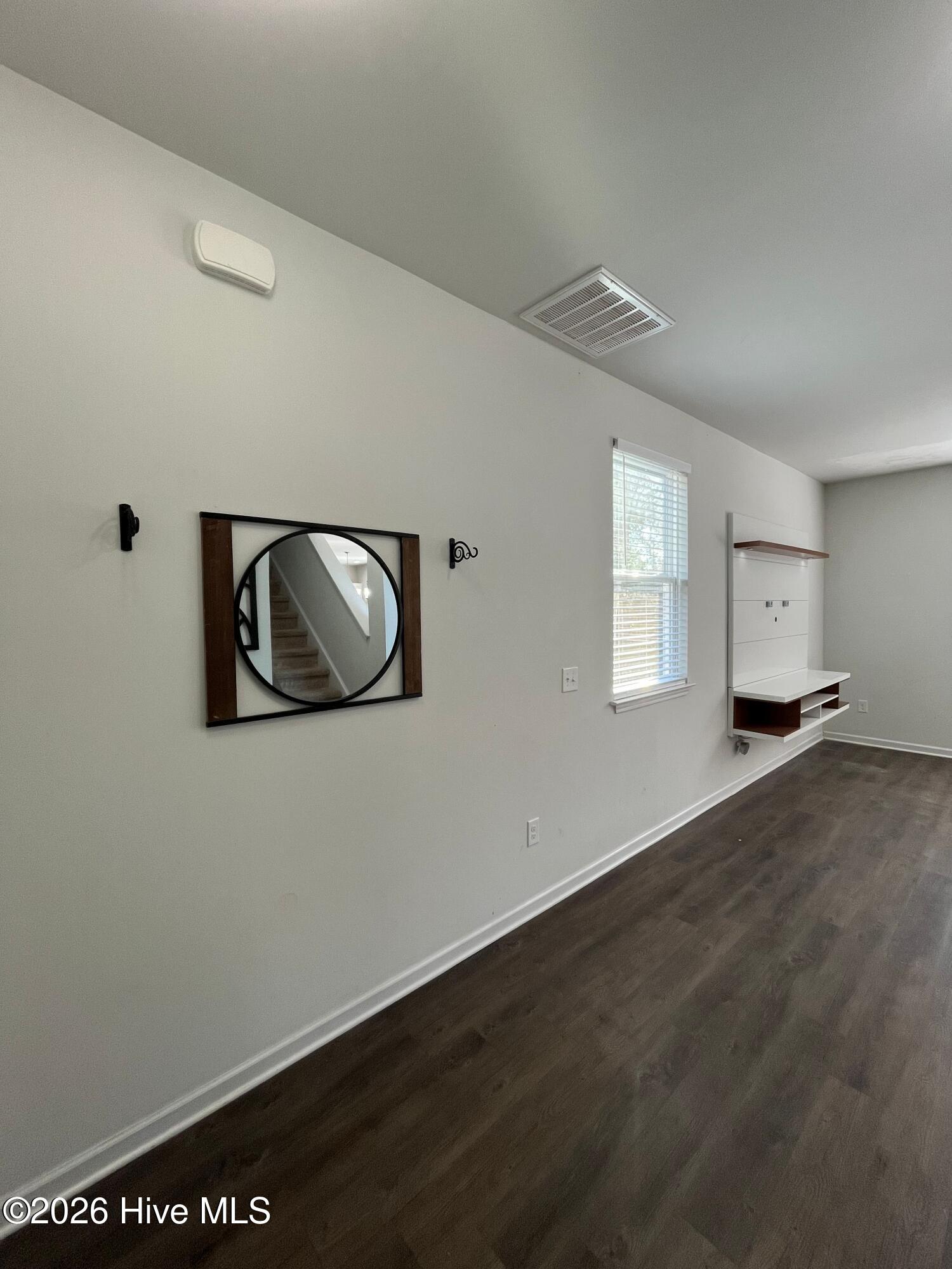 751 Stradleigh Court Property Photo 3