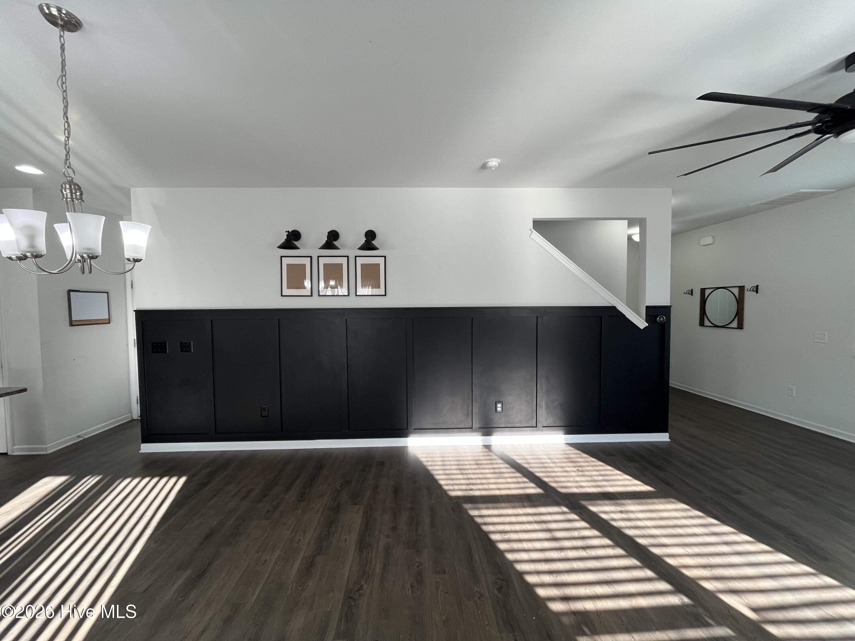 751 Stradleigh Court Property Photo 8