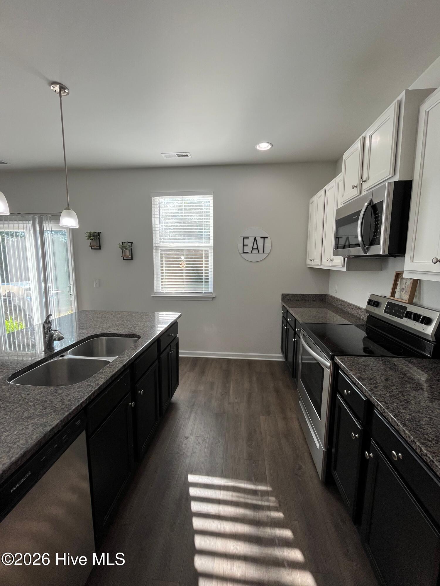 751 Stradleigh Court Property Photo 12
