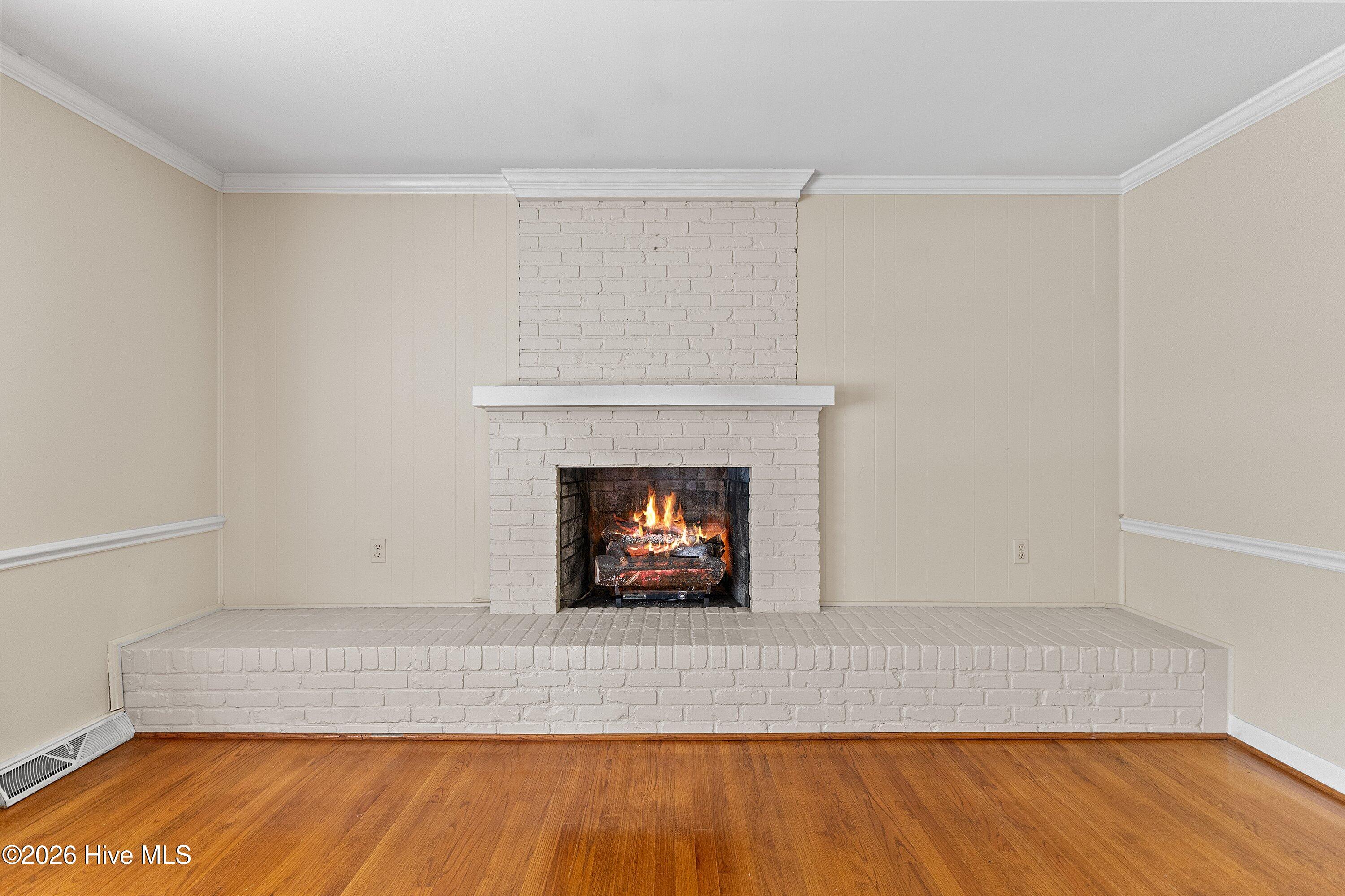 1101 S Walnut Drive Property Photo 8