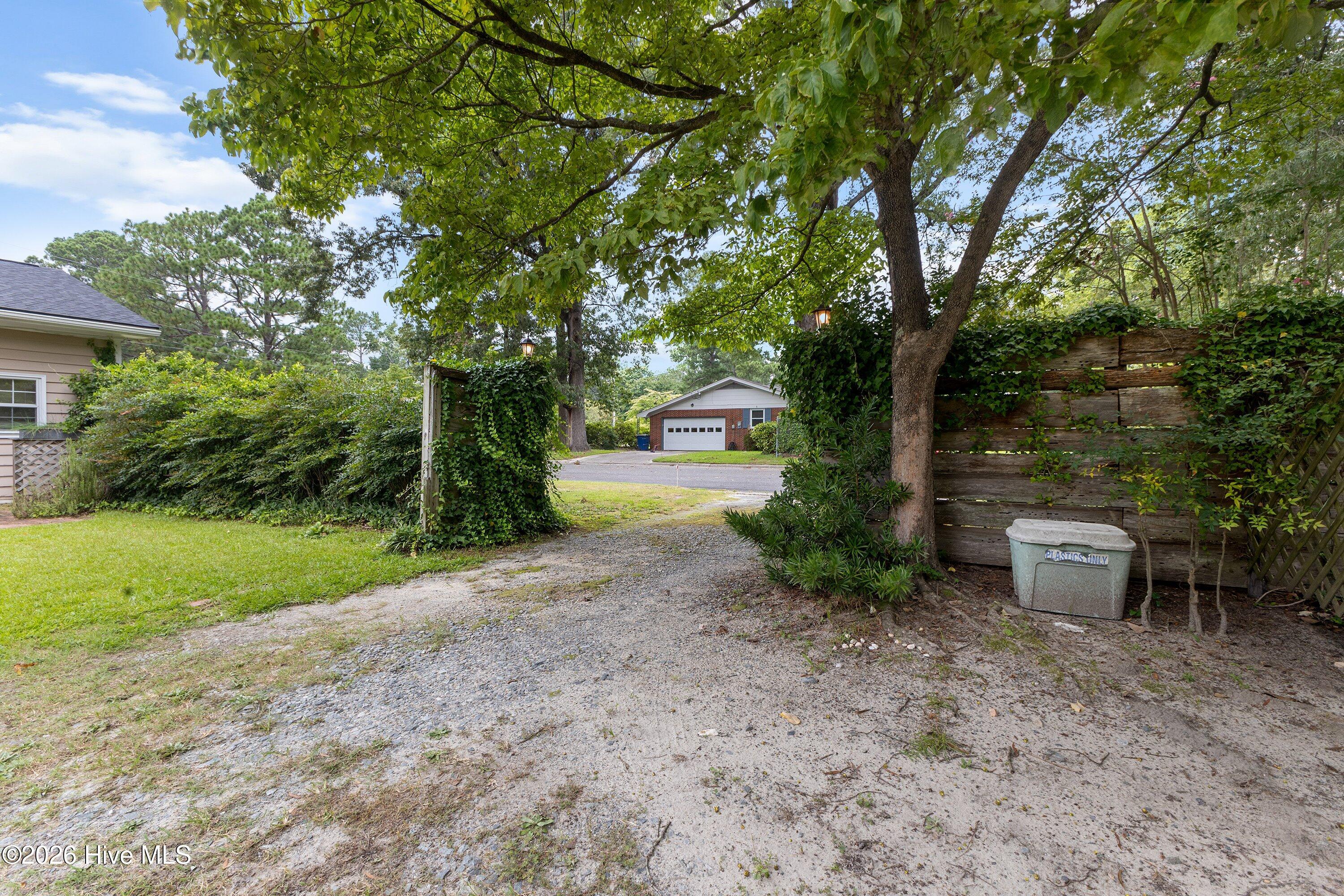 1101 S Walnut Drive Property Photo 44