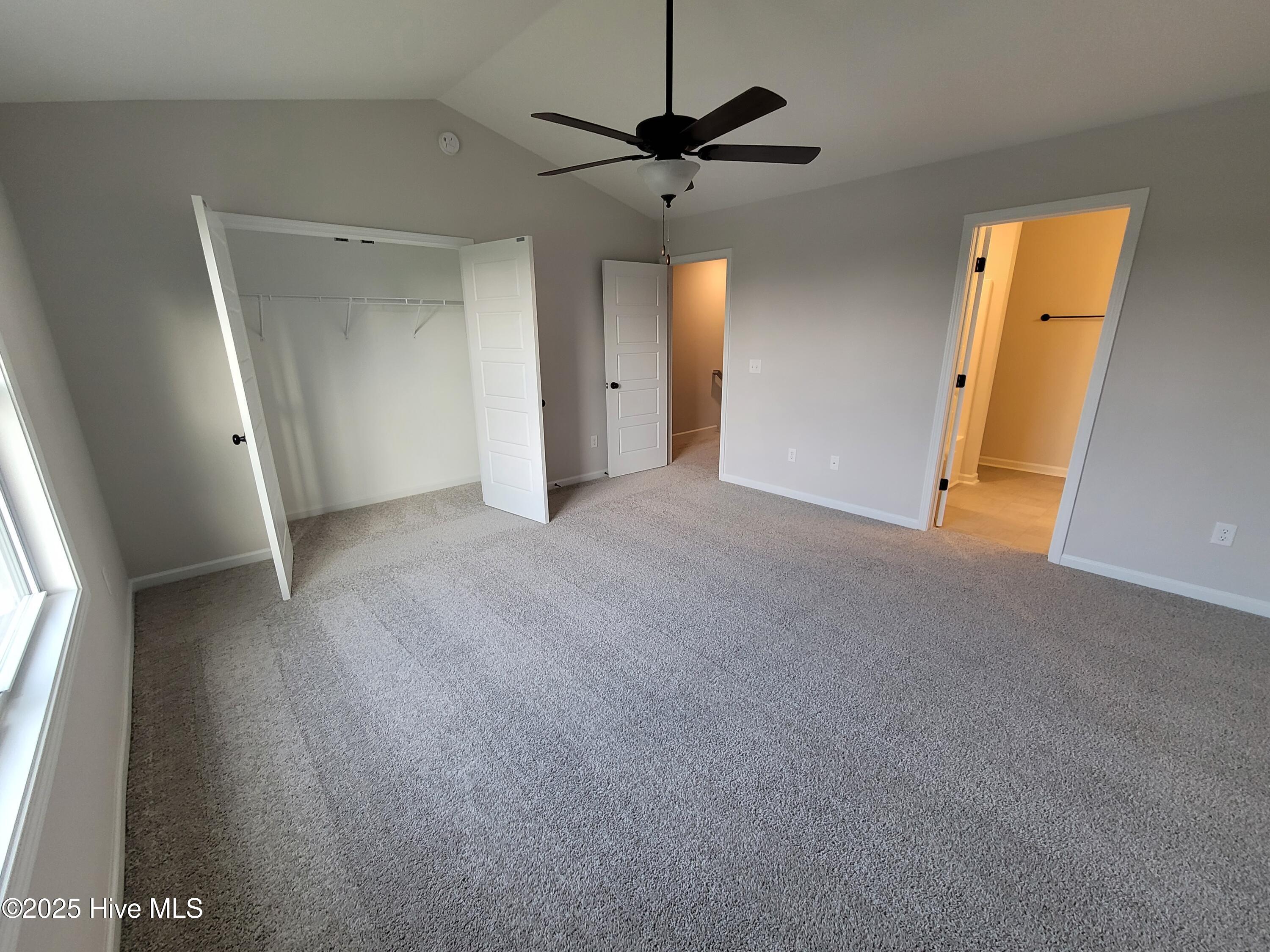 8381 Paramount Point Property Photo 9