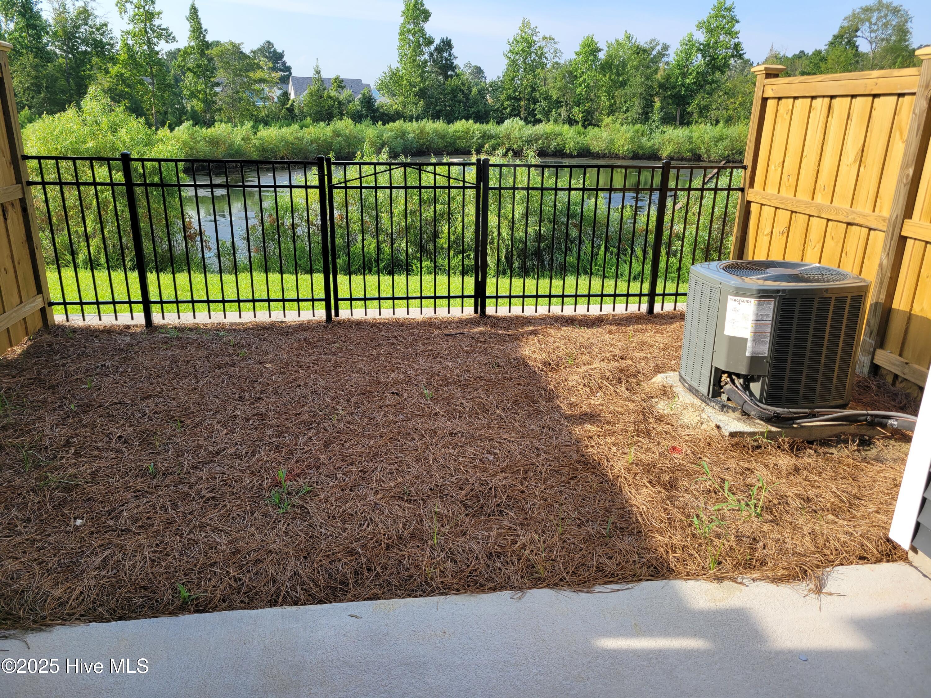 8381 Paramount Point Property Photo 19