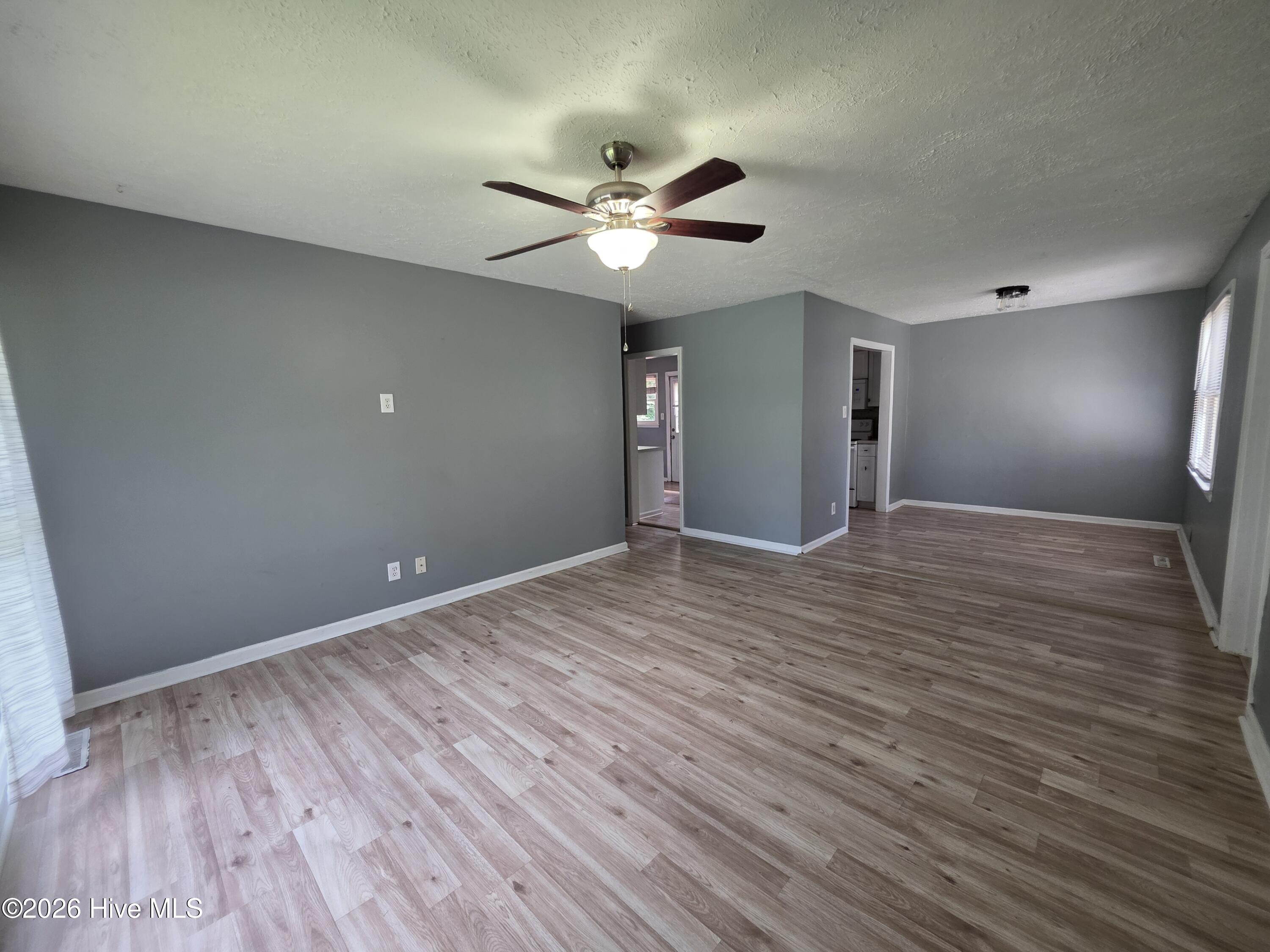 409 Jarman Street Property Photo 5