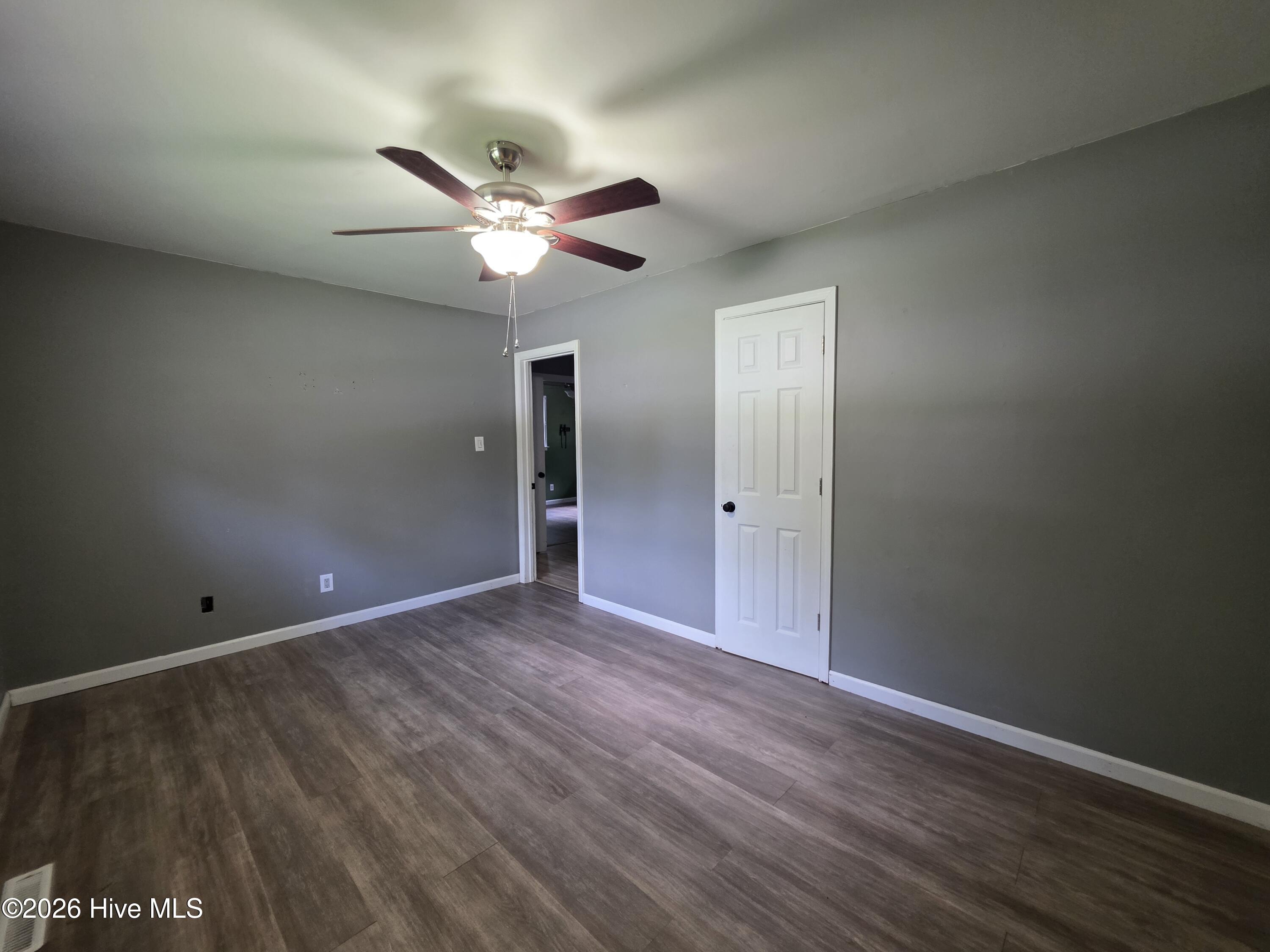 409 Jarman Street Property Photo 17