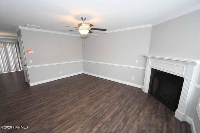 124 Chandler Drive F Property Photo 2