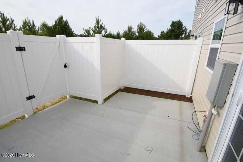 124 Chandler Drive F Property Photo 14