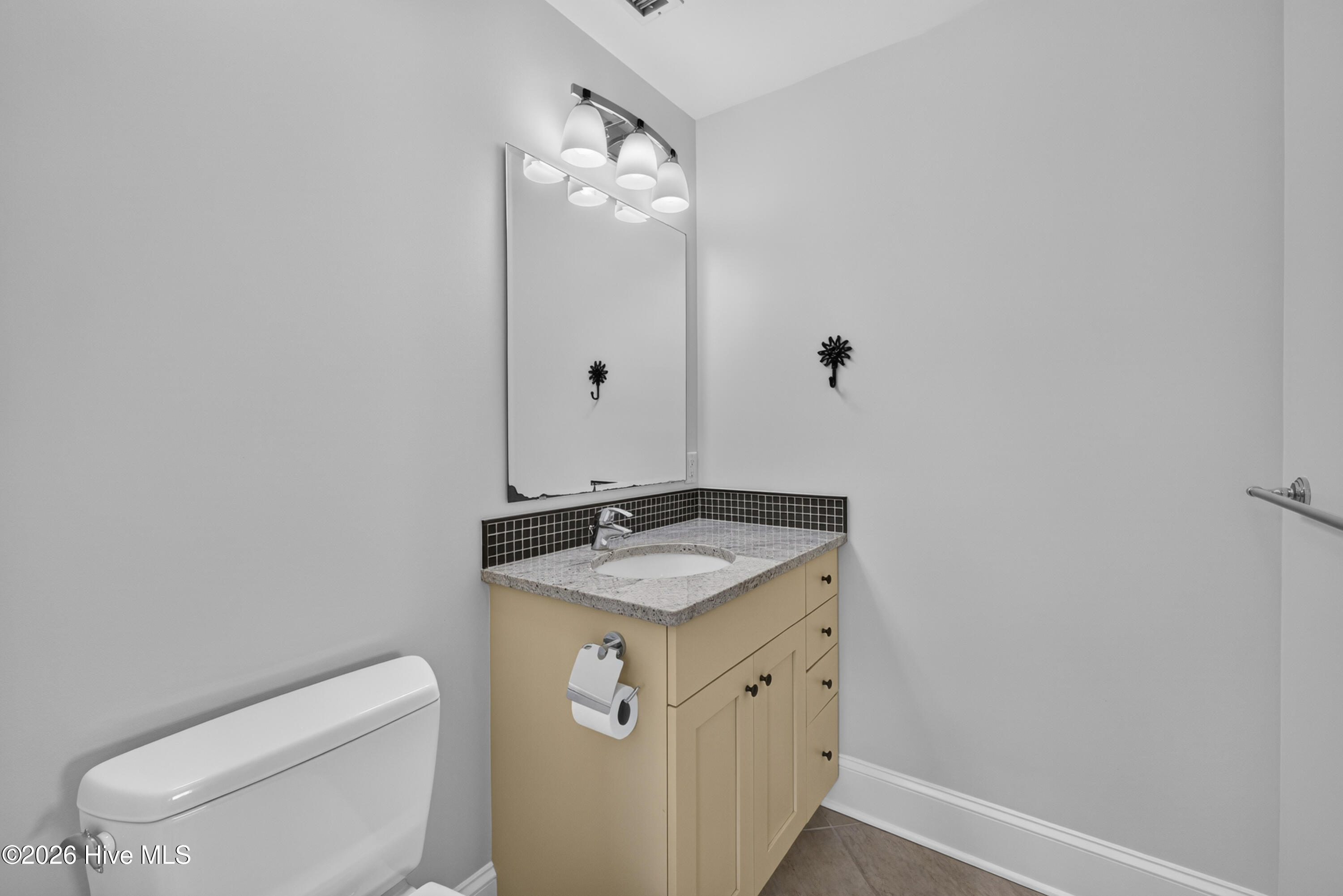 7200 Airlie Place Property Photo 33