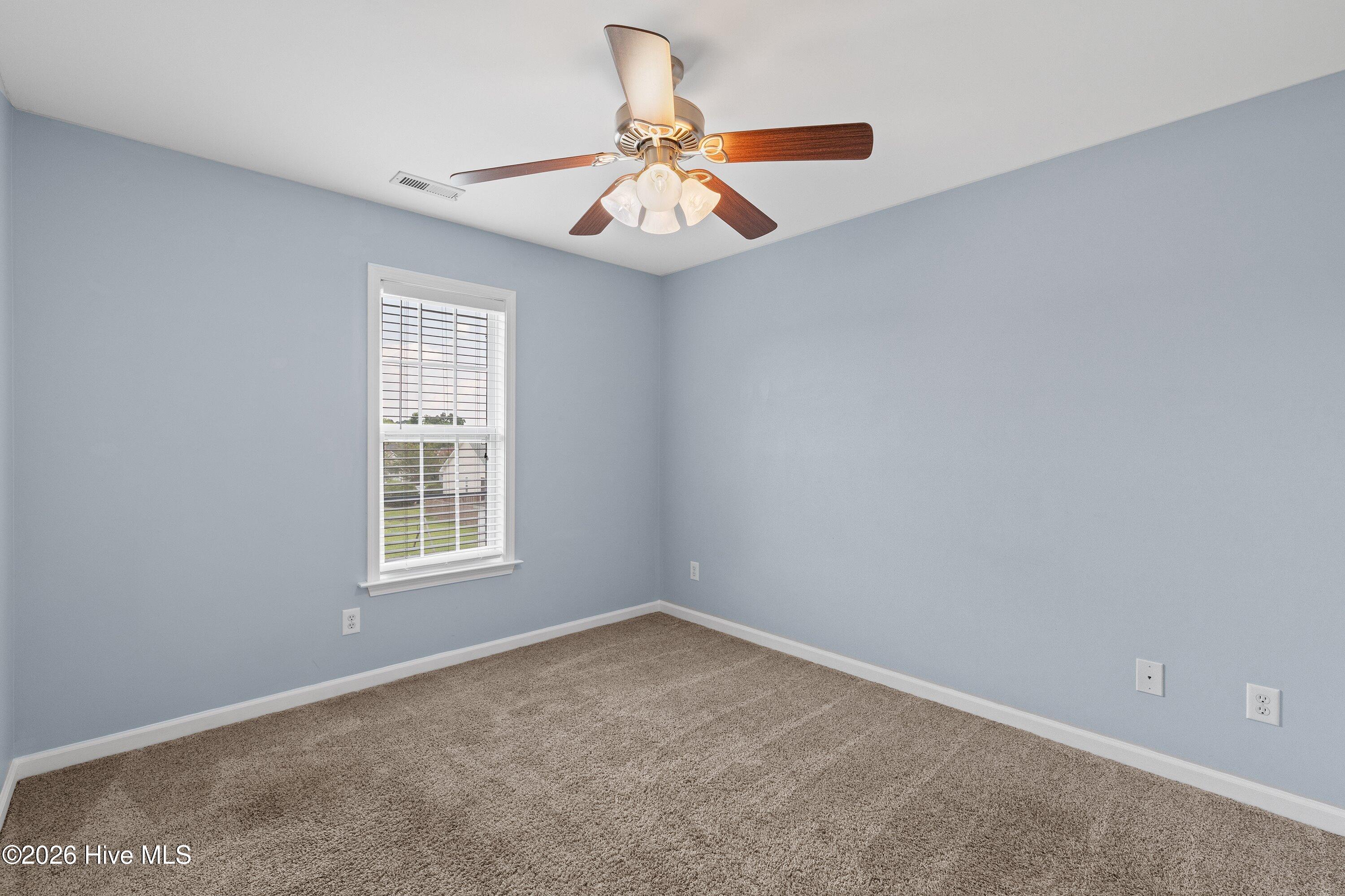 185 Snowberry Lane Property Photo 6