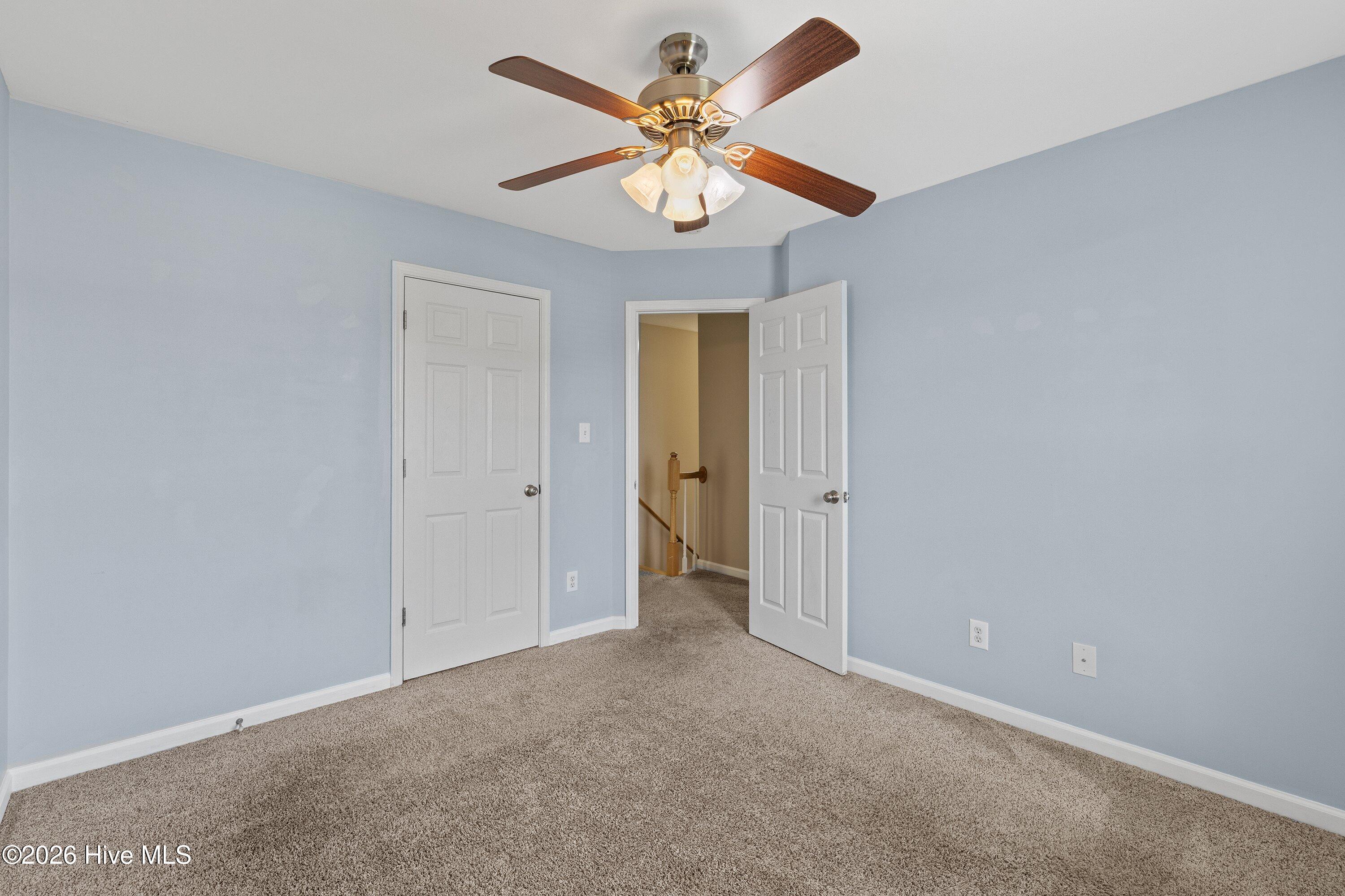 185 Snowberry Lane Property Photo 7