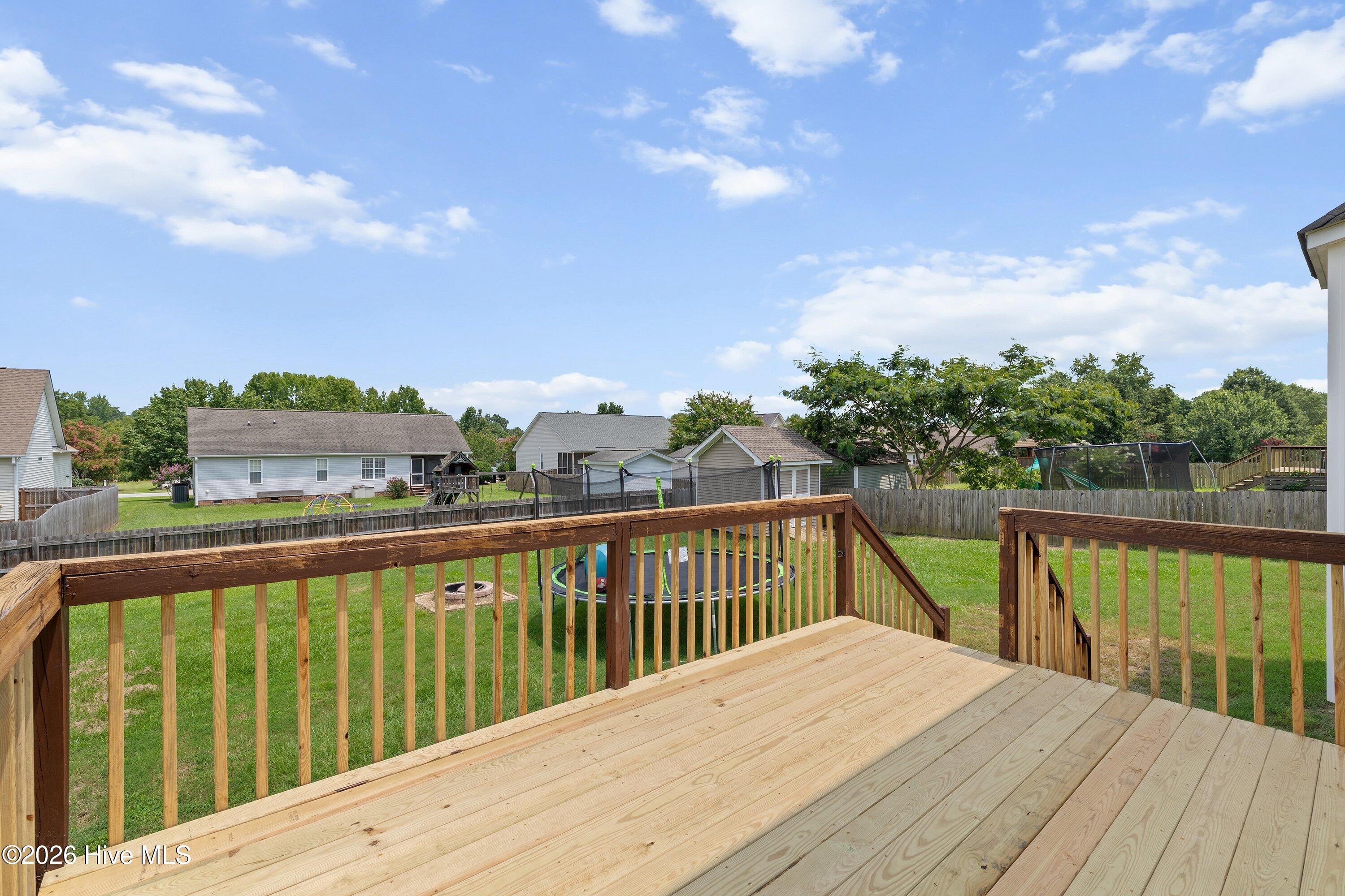 185 Snowberry Lane Property Photo 14