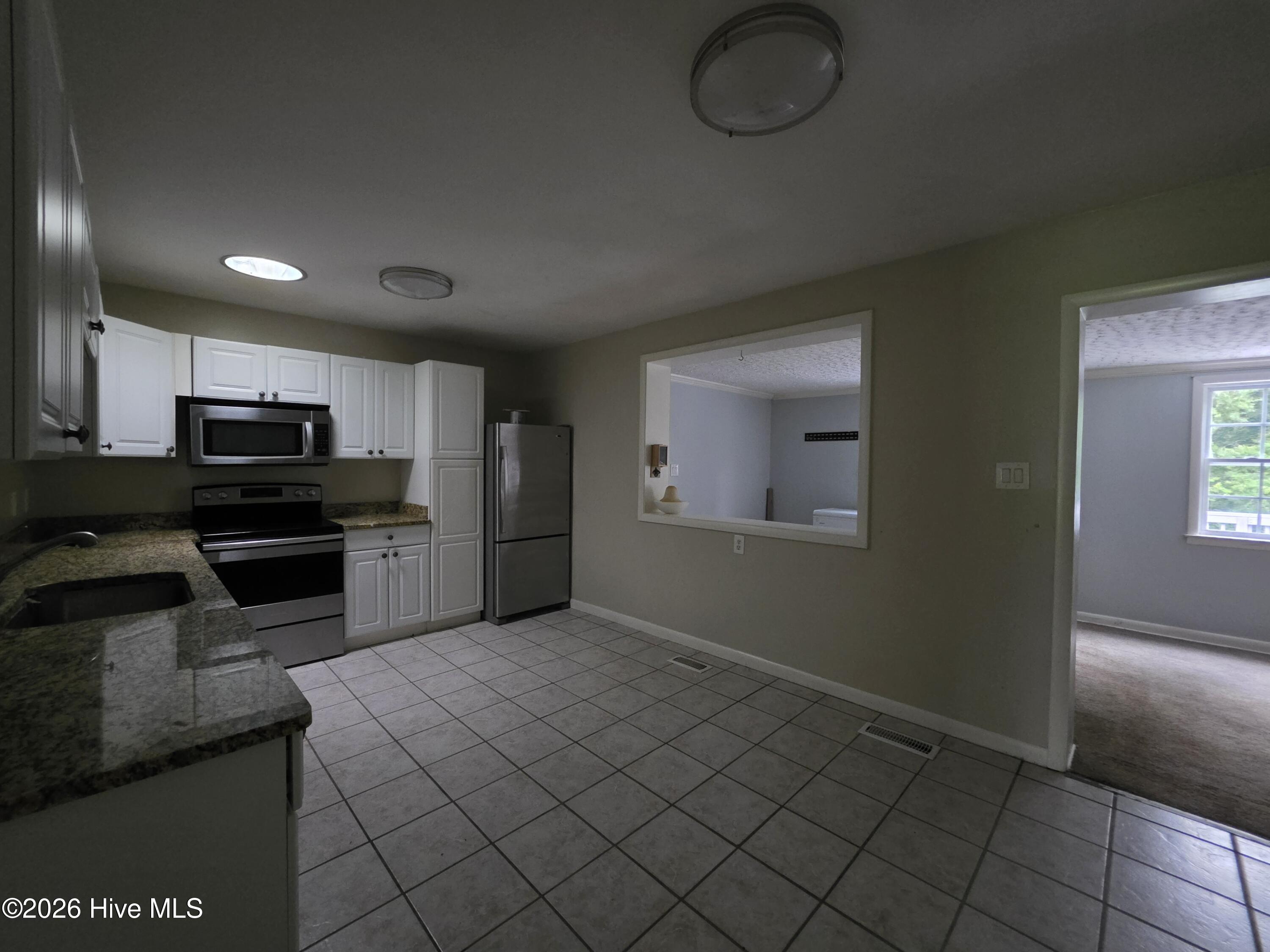 708 Barn Street Property Photo 11