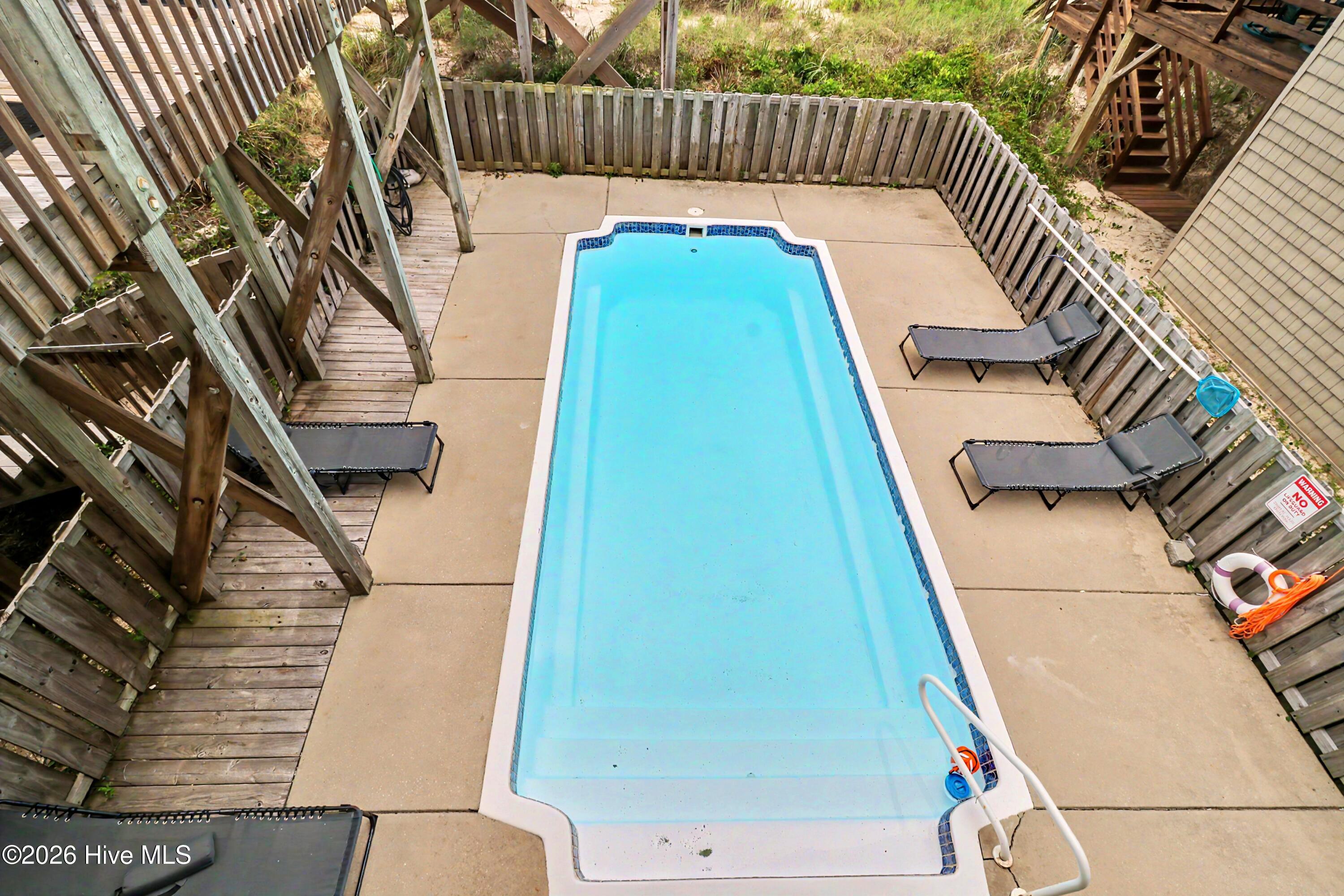 2227 E Beach Drive Property Photo 33