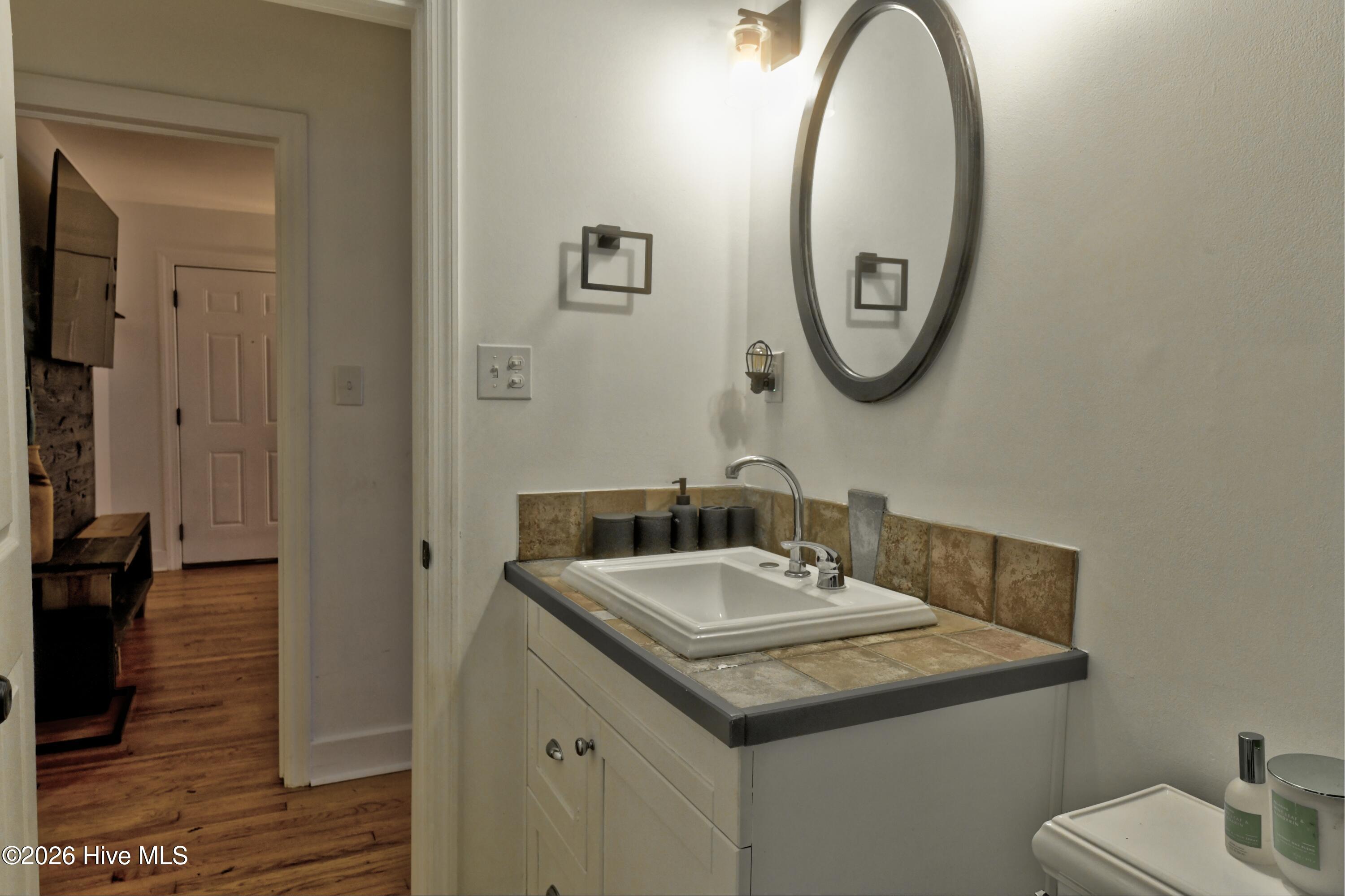 729 Heard Avenue Property Photo 15