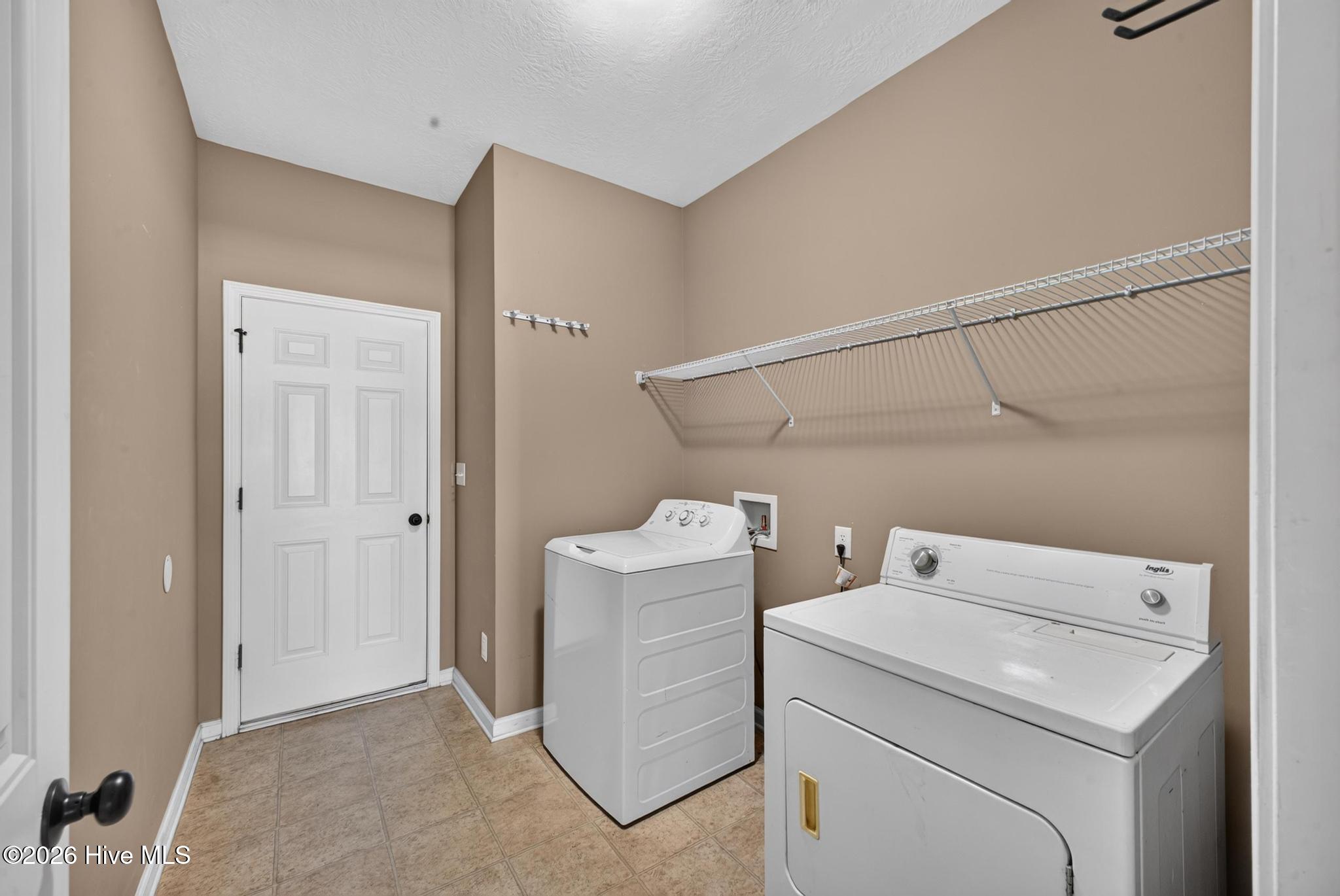 3025 Heartwood Pass Property Photo 22