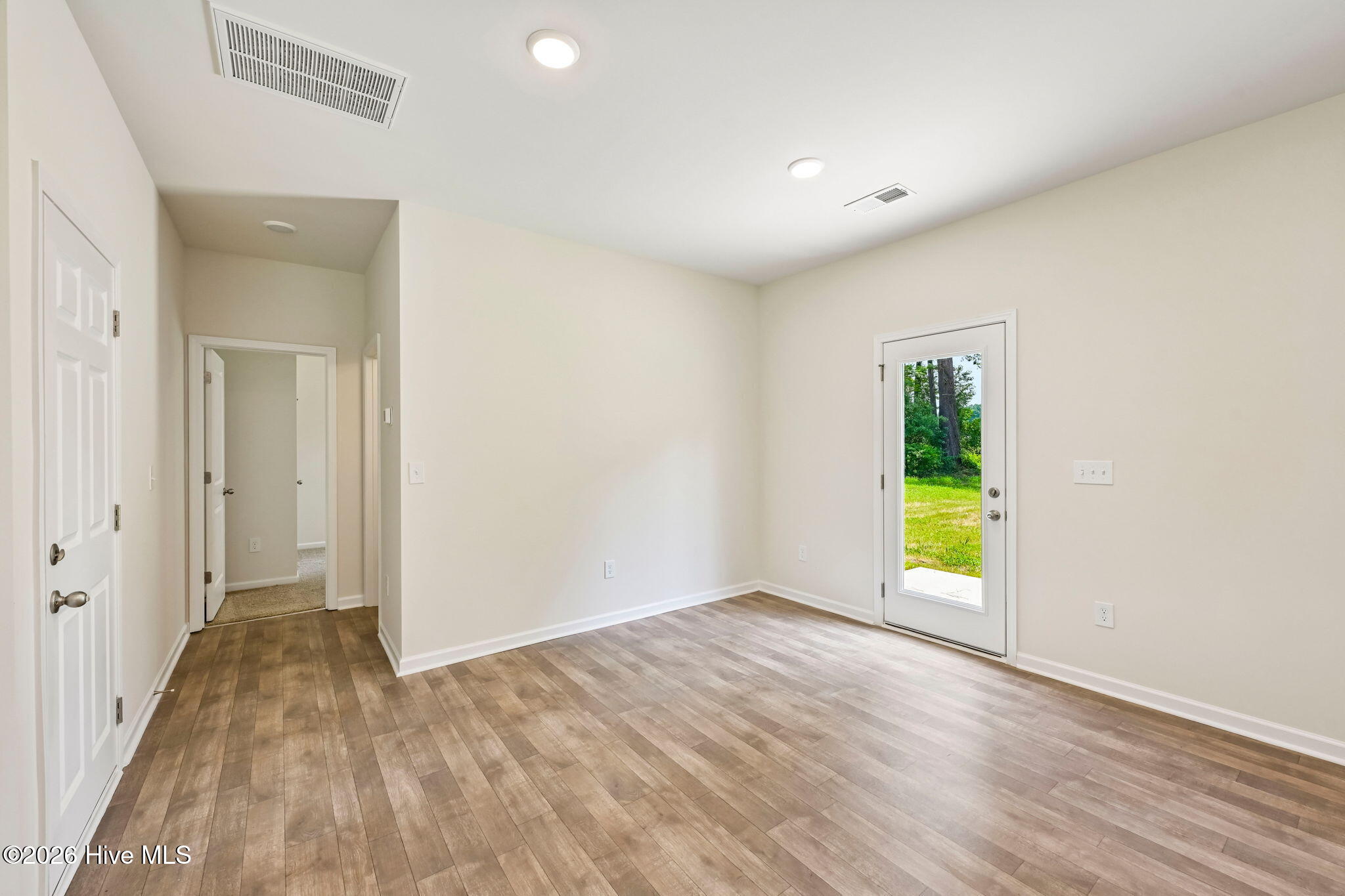100 Franklin Landing Property Photo 12