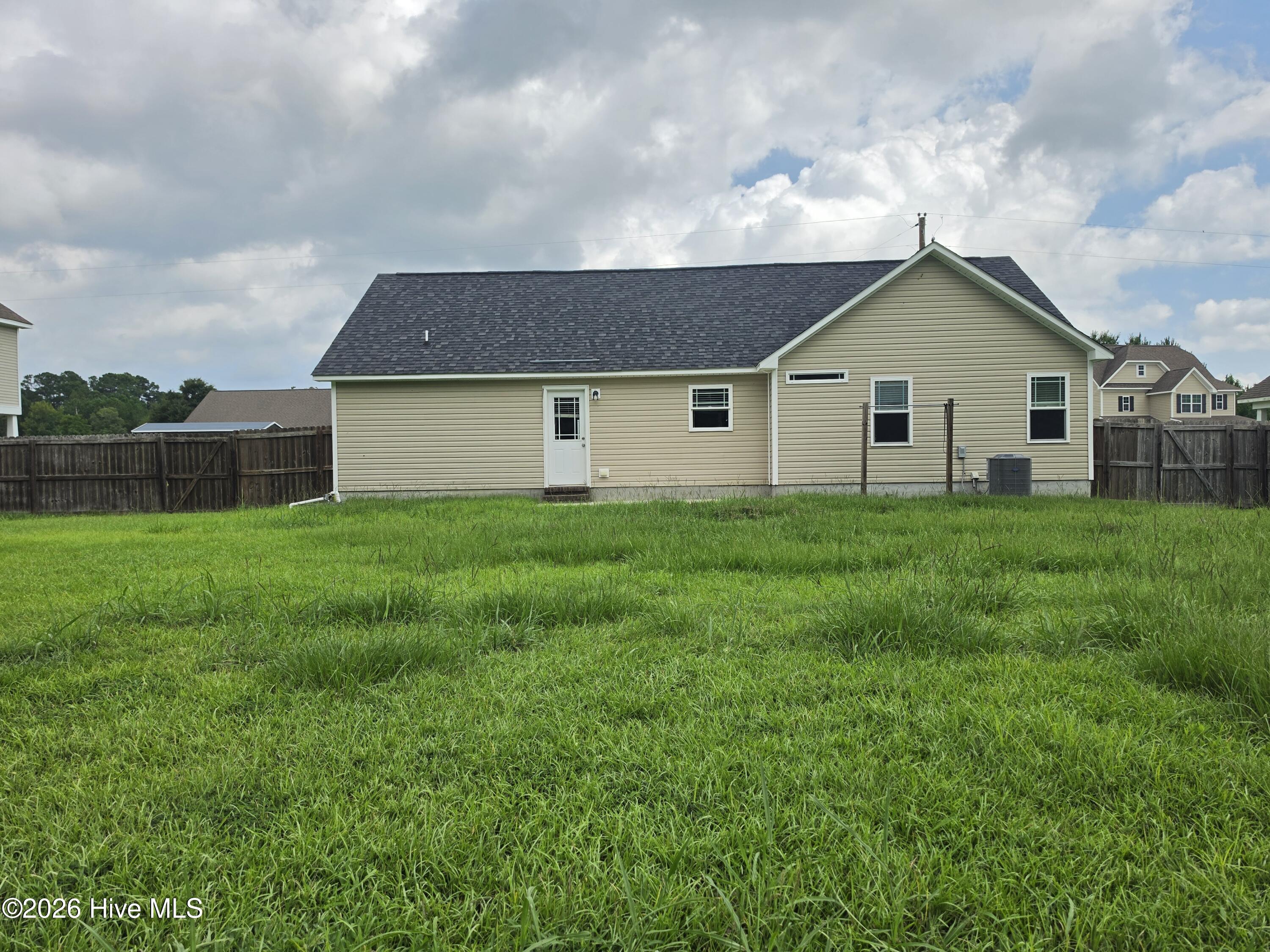 412 Mccall Drive Property Photo 32