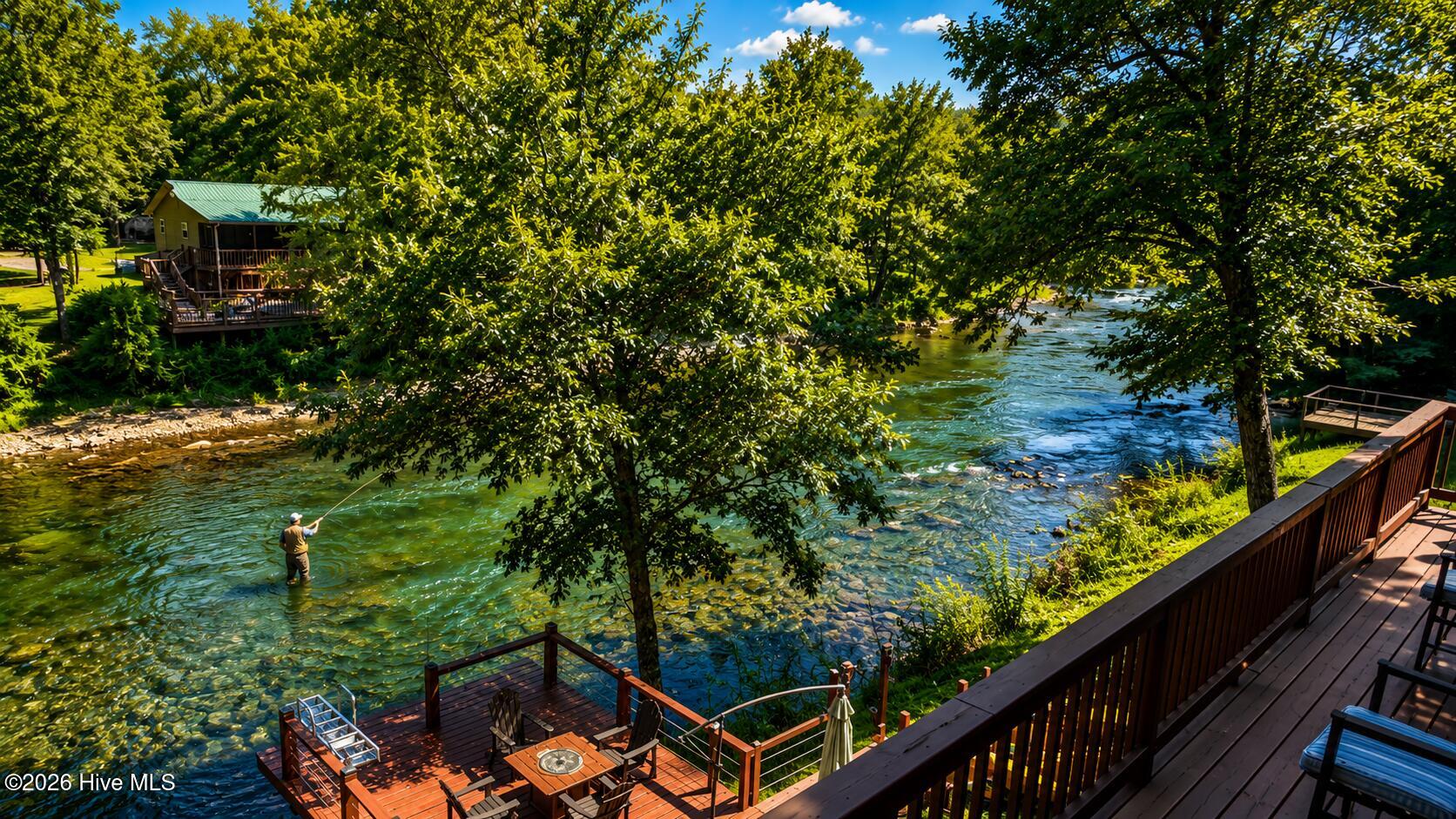 65 Running Waters Trail Property Photo 17