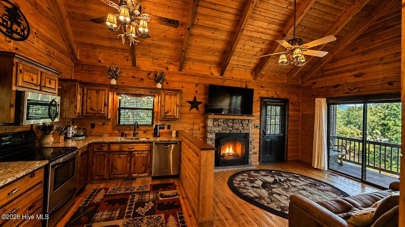 65 Running Waters Trail Property Photo 23