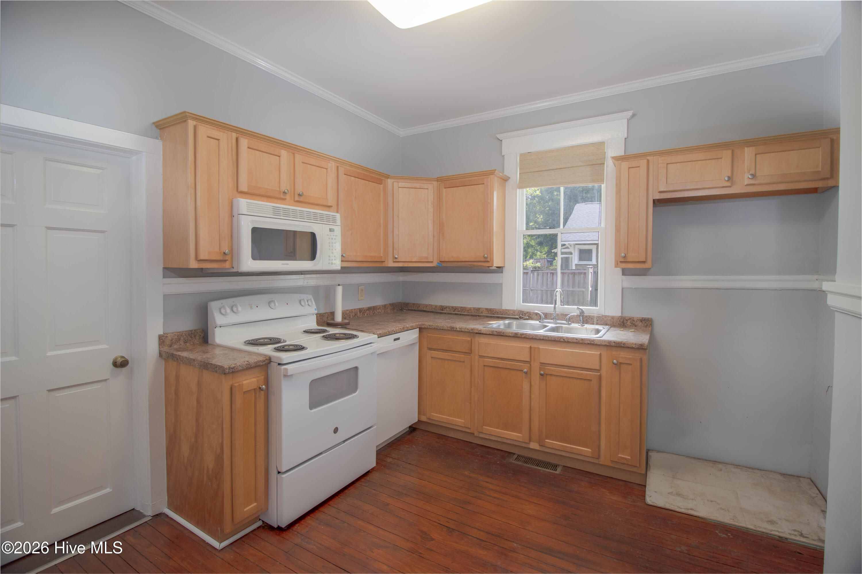2023 Creecy Avenue Property Photo 8