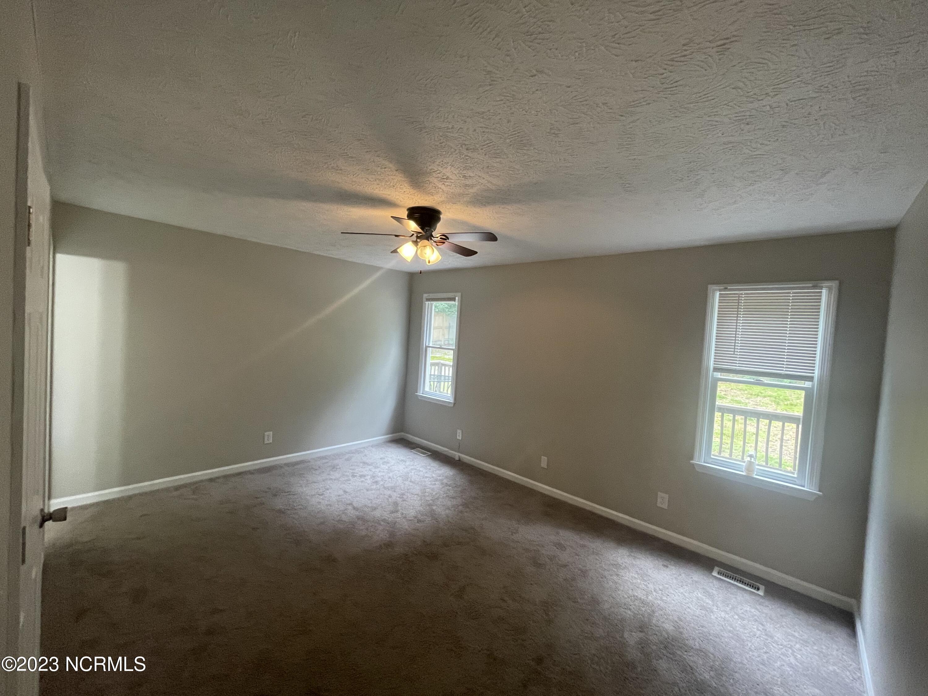 424 Randolph Avenue Property Photo 4