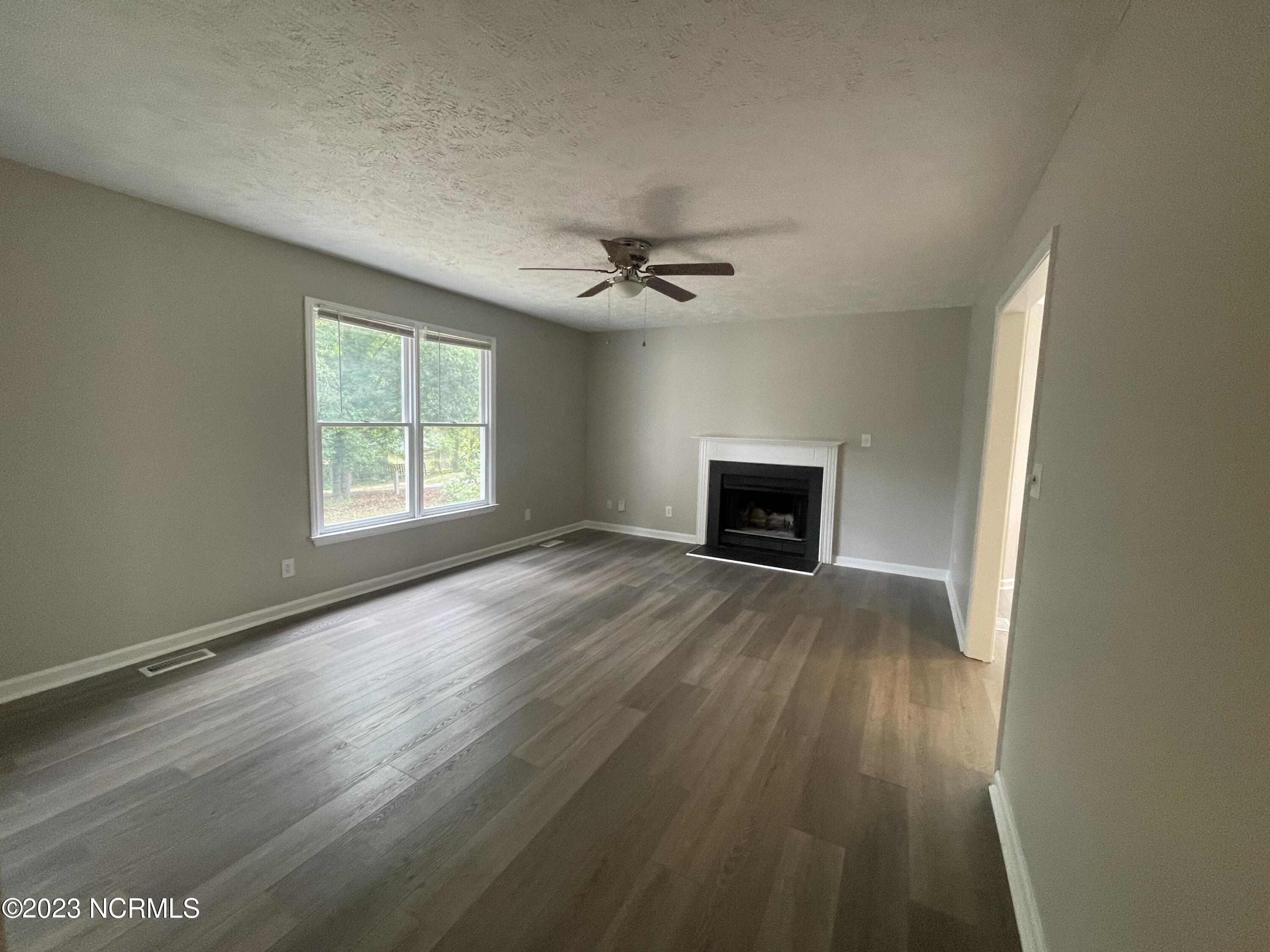 424 Randolph Avenue Property Photo 7