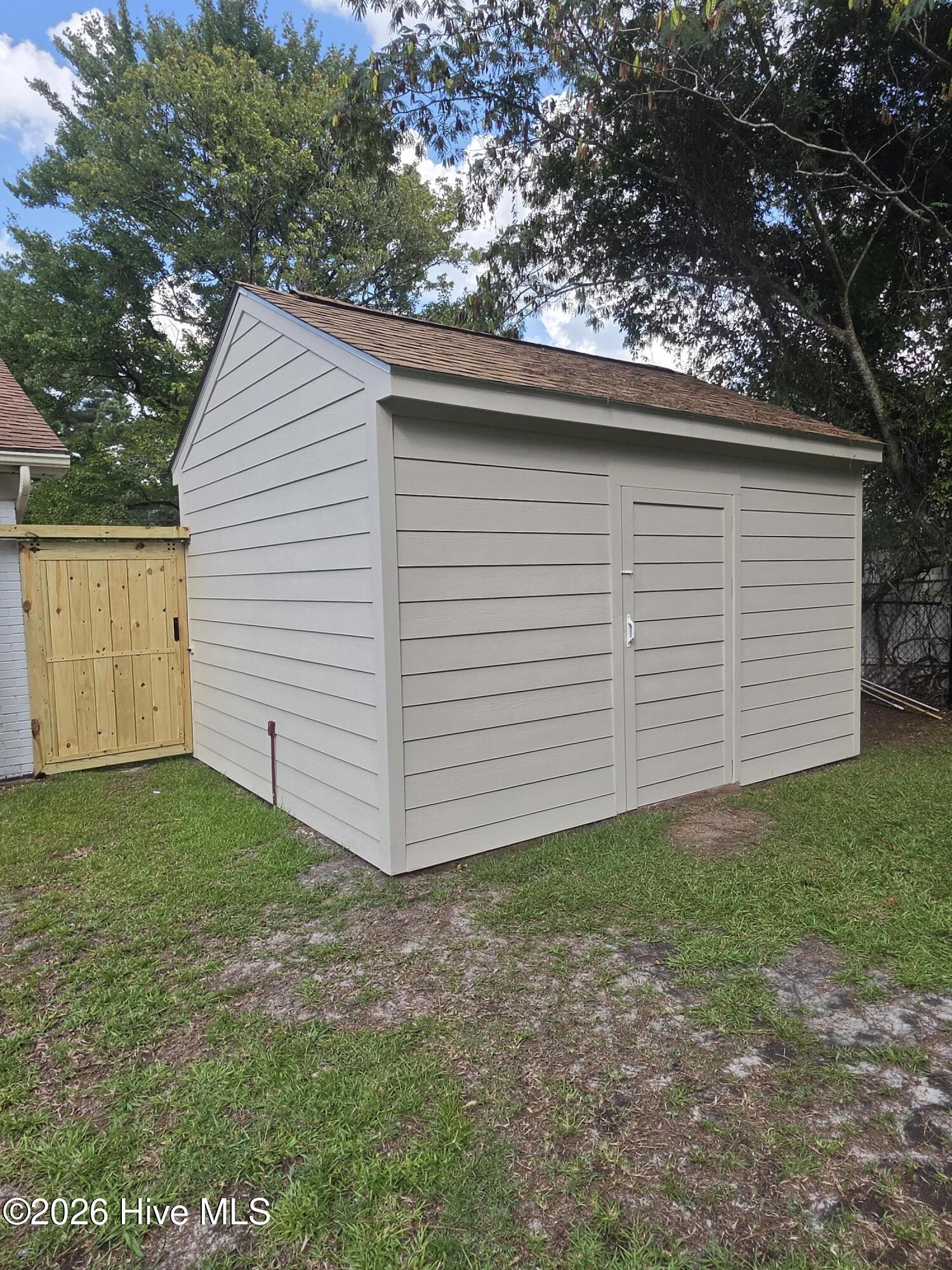 110 Glen Drive Property Photo 21