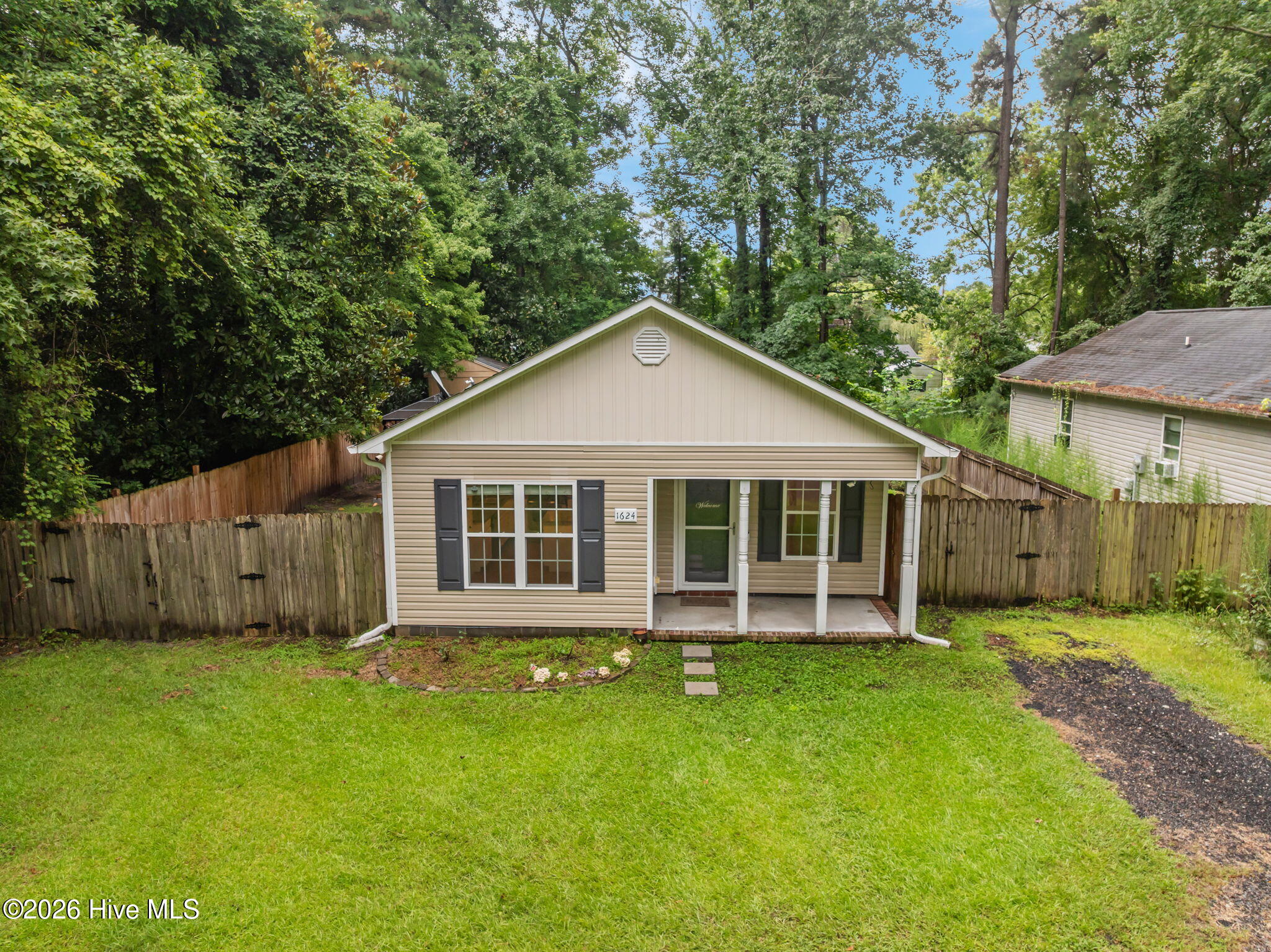 1624 Hargett Street Property Photo 12