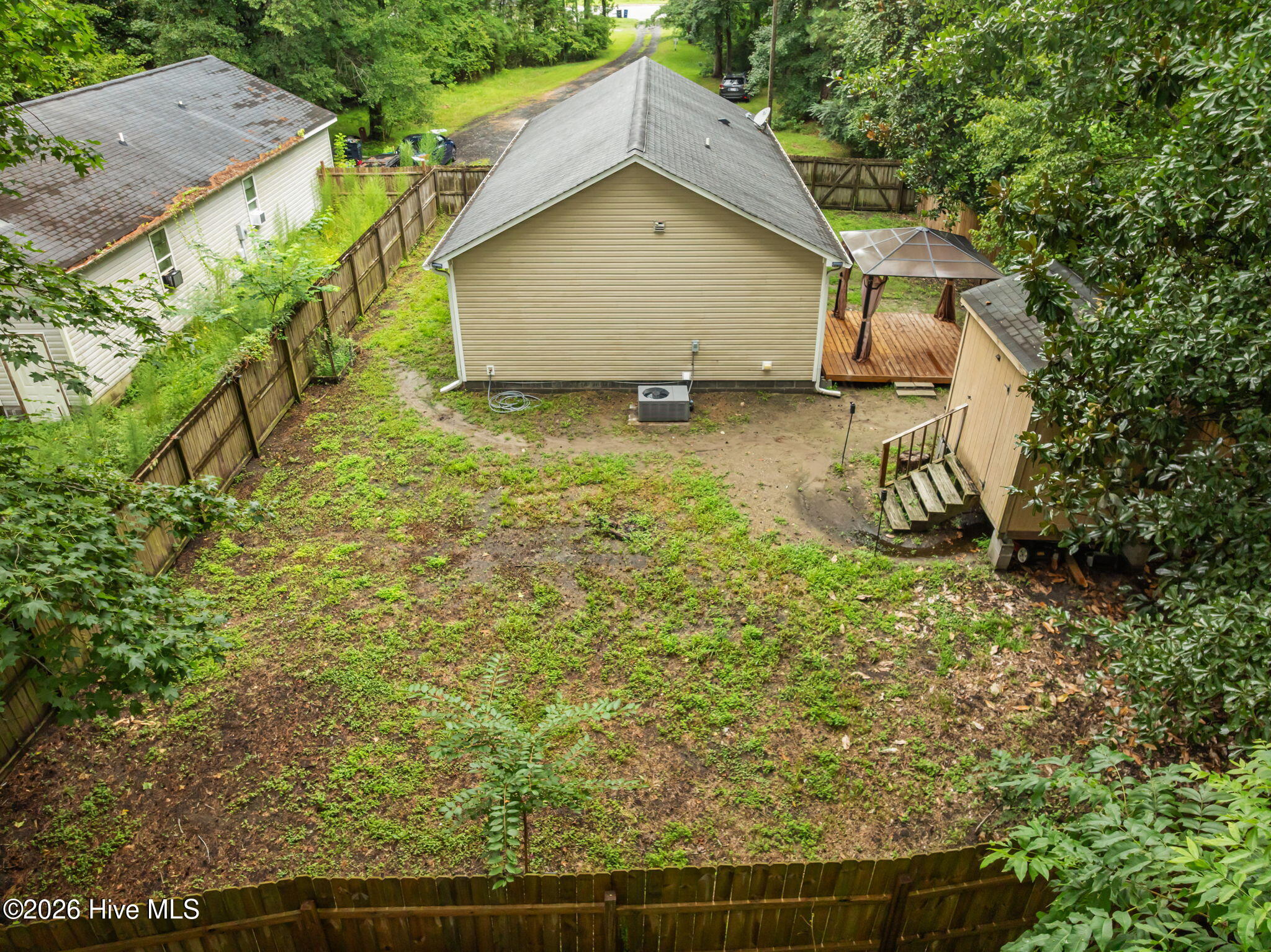 1624 Hargett Street Property Photo 13