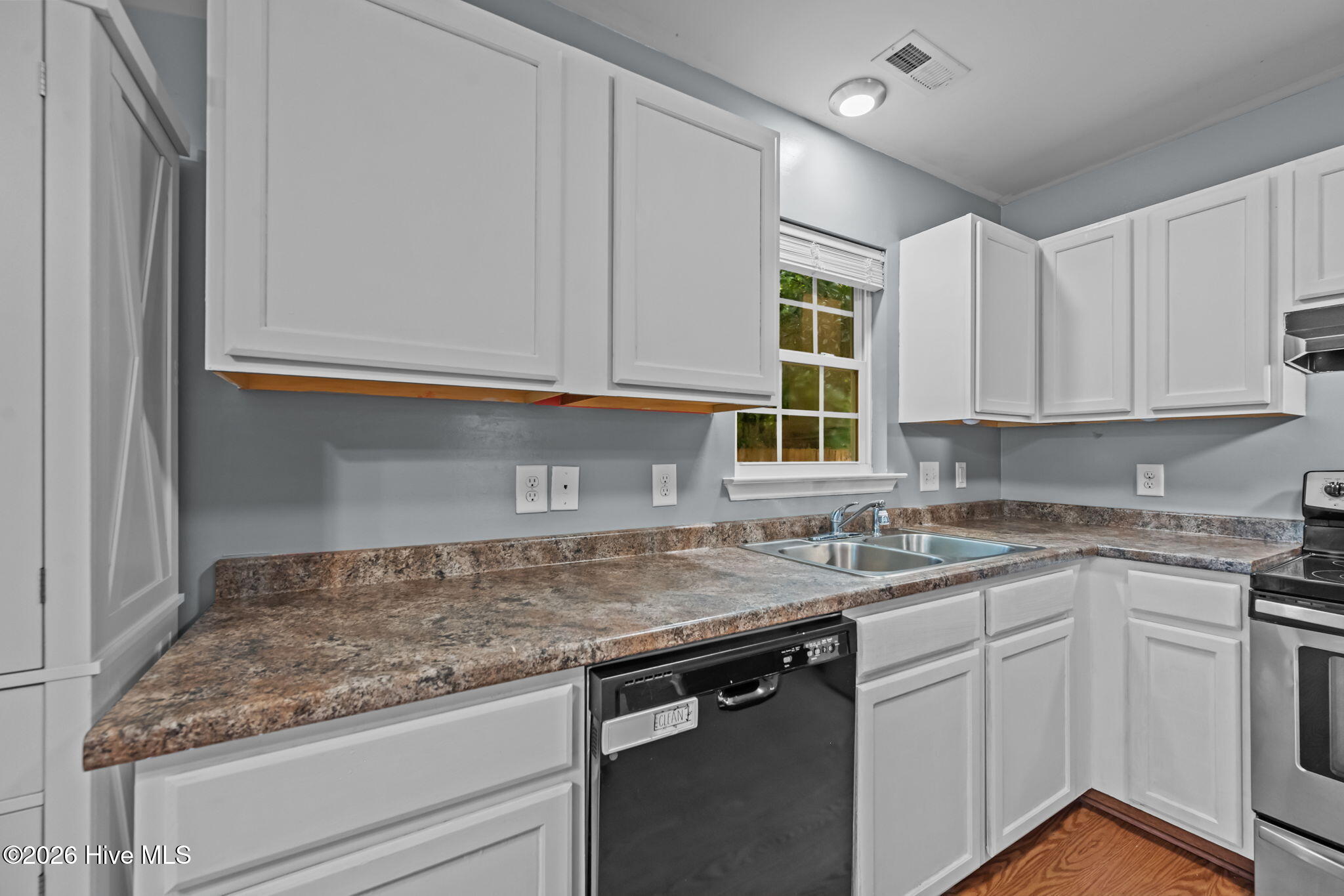 1624 Hargett Street Property Photo 25