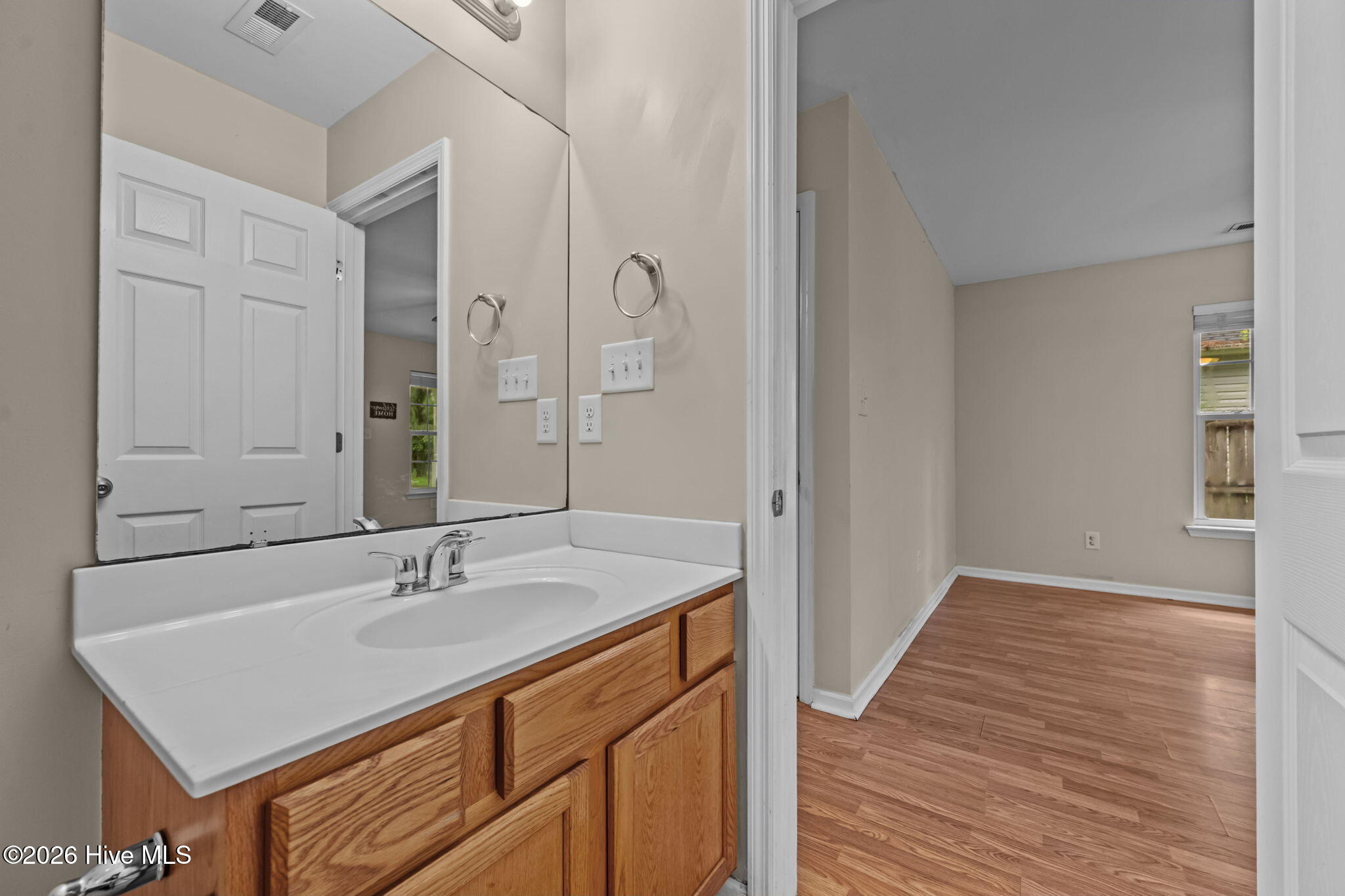 1624 Hargett Street Property Photo 33