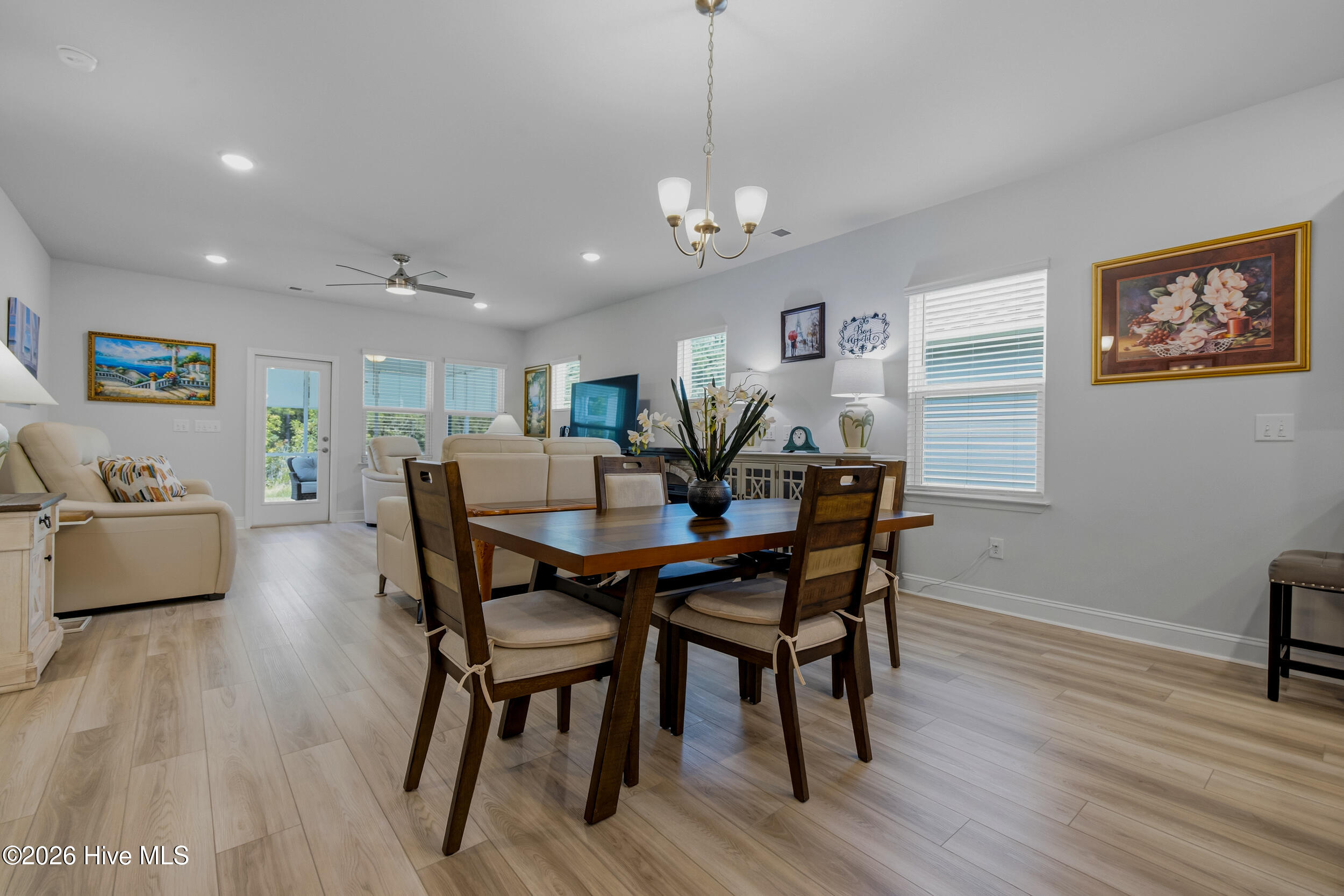 305 Eagle Claw Drive Property Photo 8