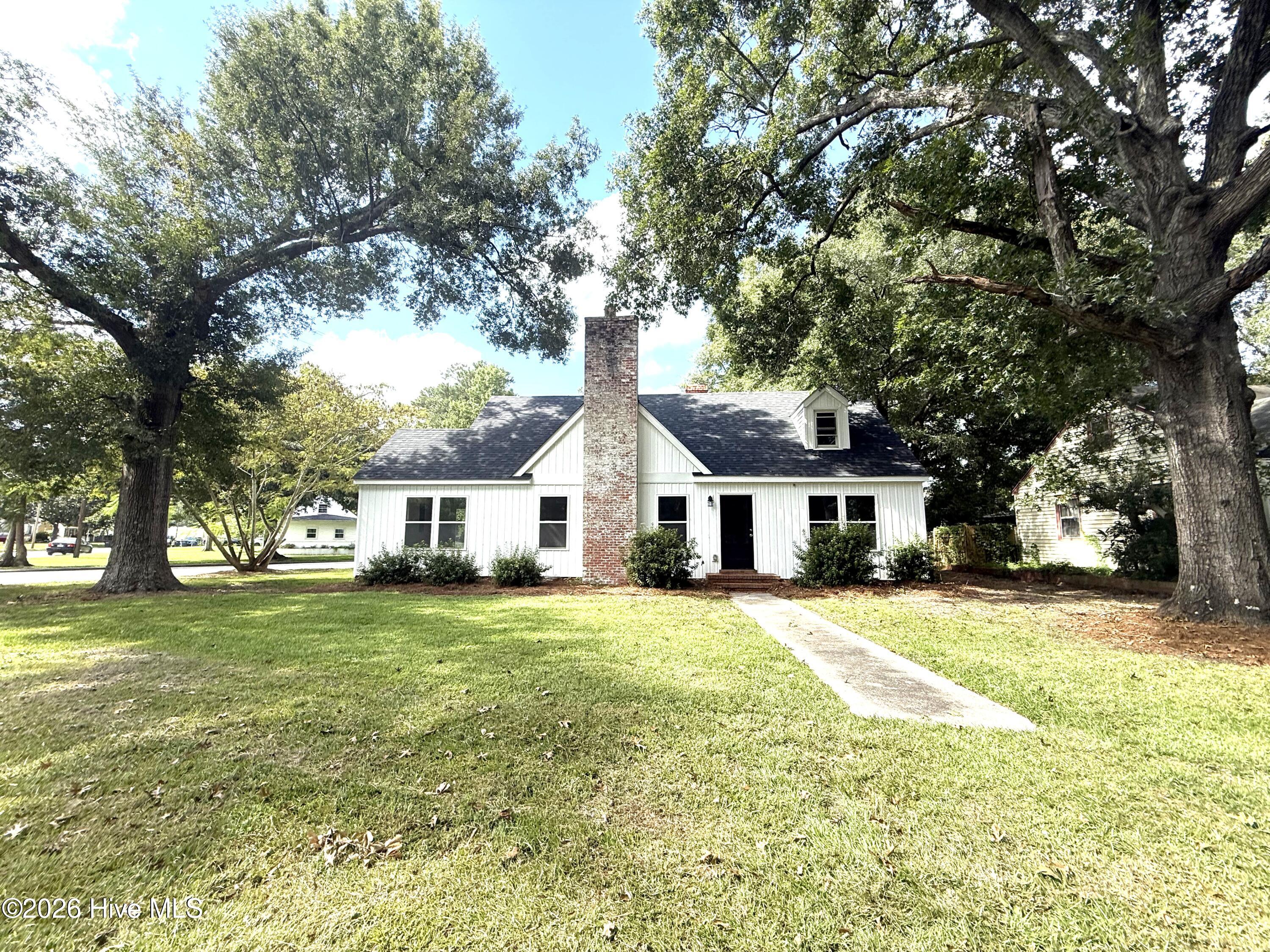 403 Bordeaux Street Property Photo 1