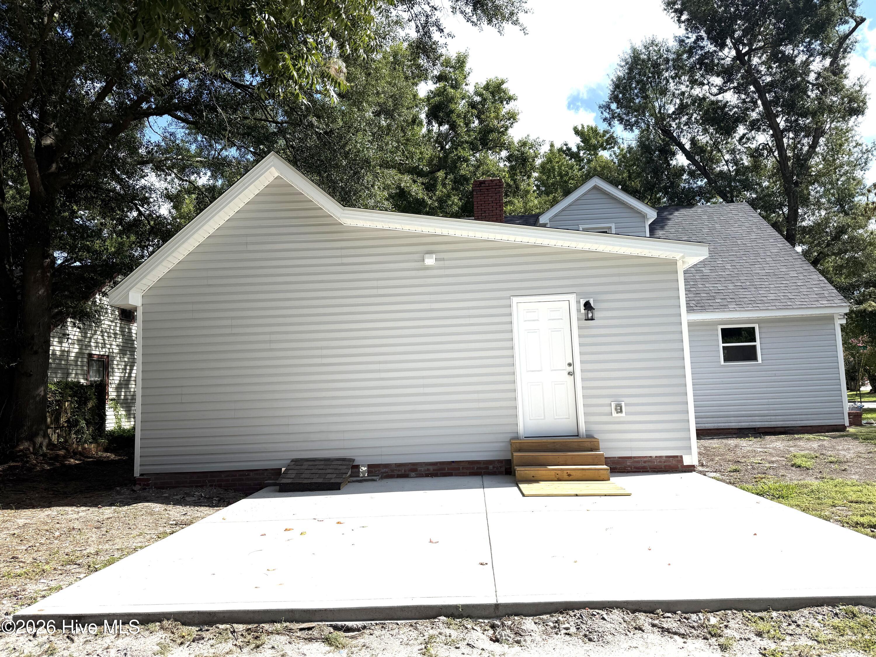 403 Bordeaux Street Property Photo 40