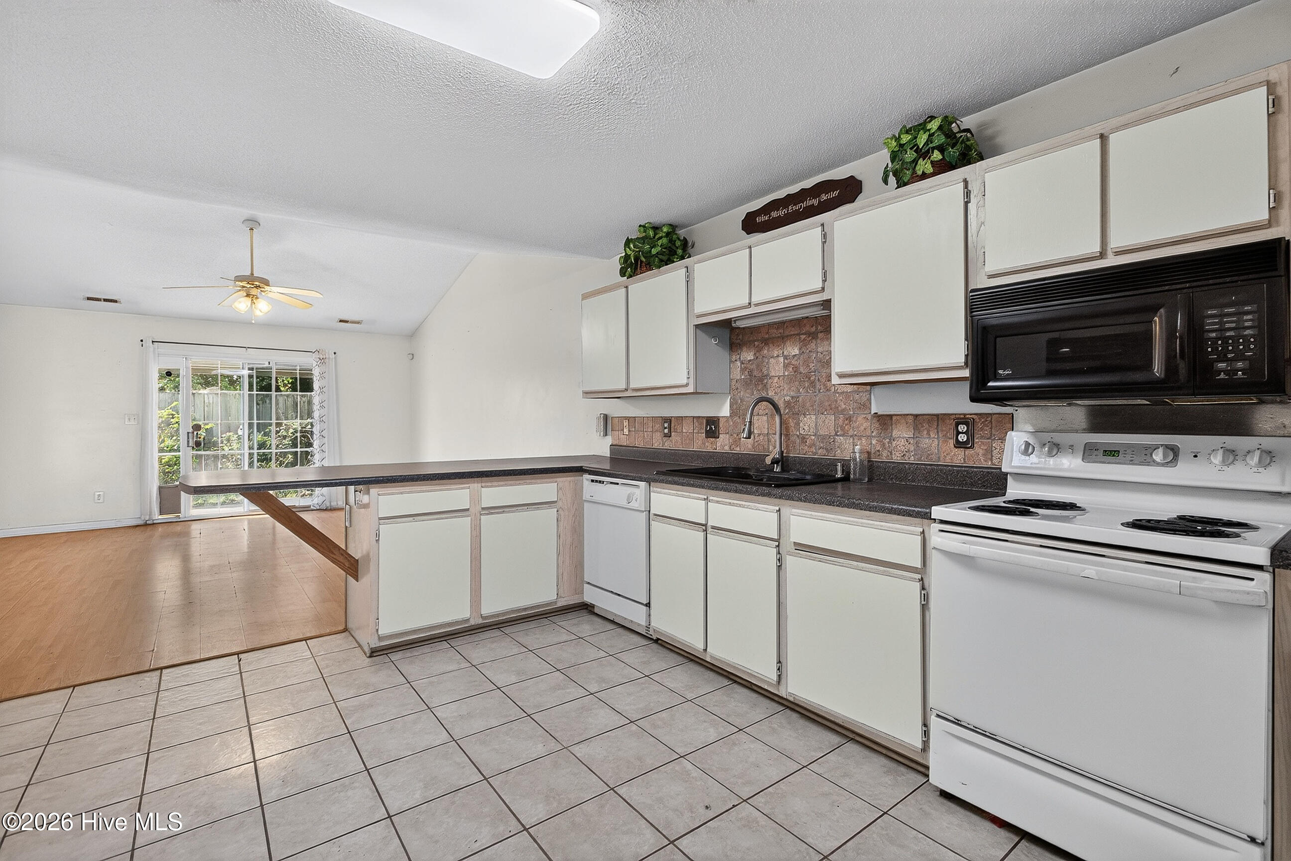 126 Charlton Road Property Photo 7