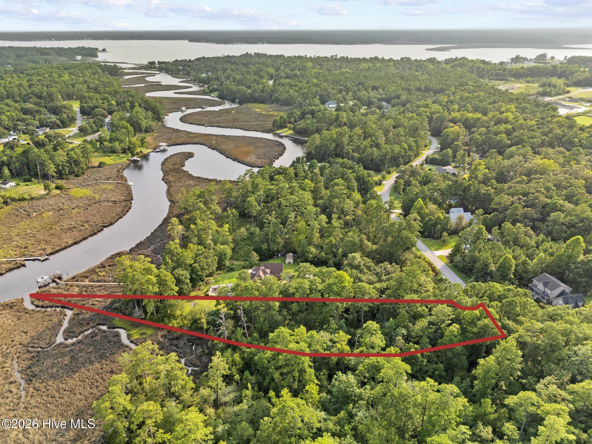 276 White Oak Bluff Road Property Photo 1